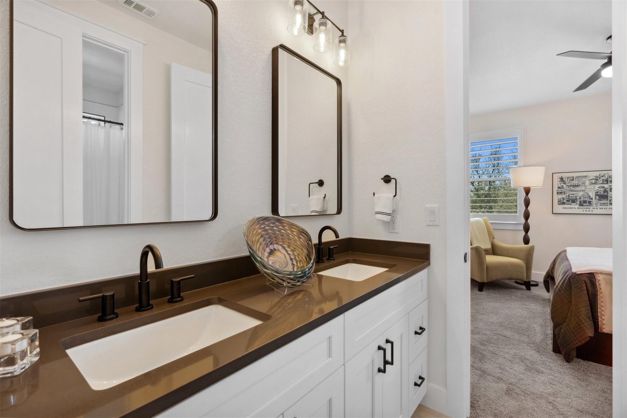 744 Buffalo Trl, Liberty Hill, TX 78642