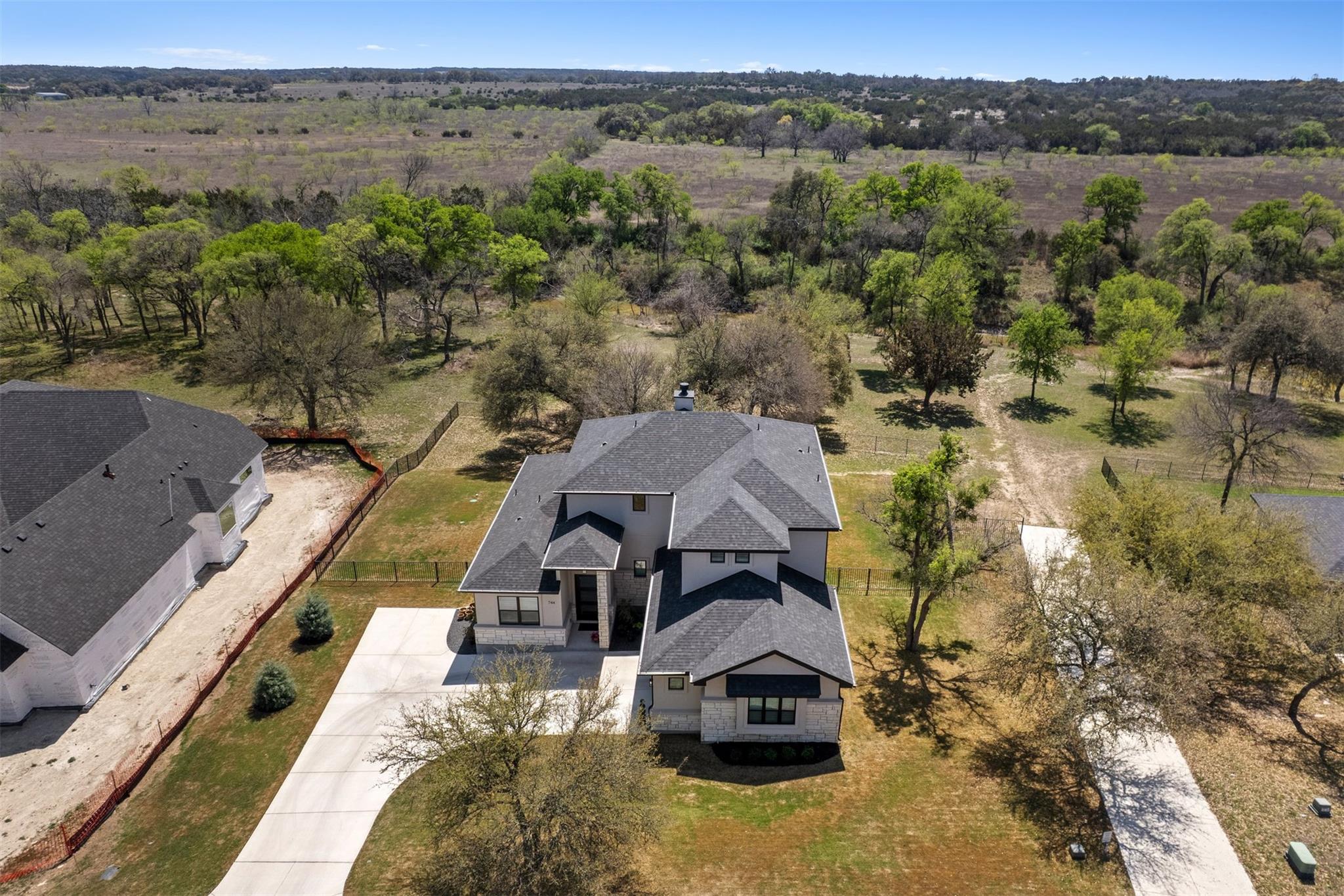 744 Buffalo Trl, Liberty Hill, TX 78642
