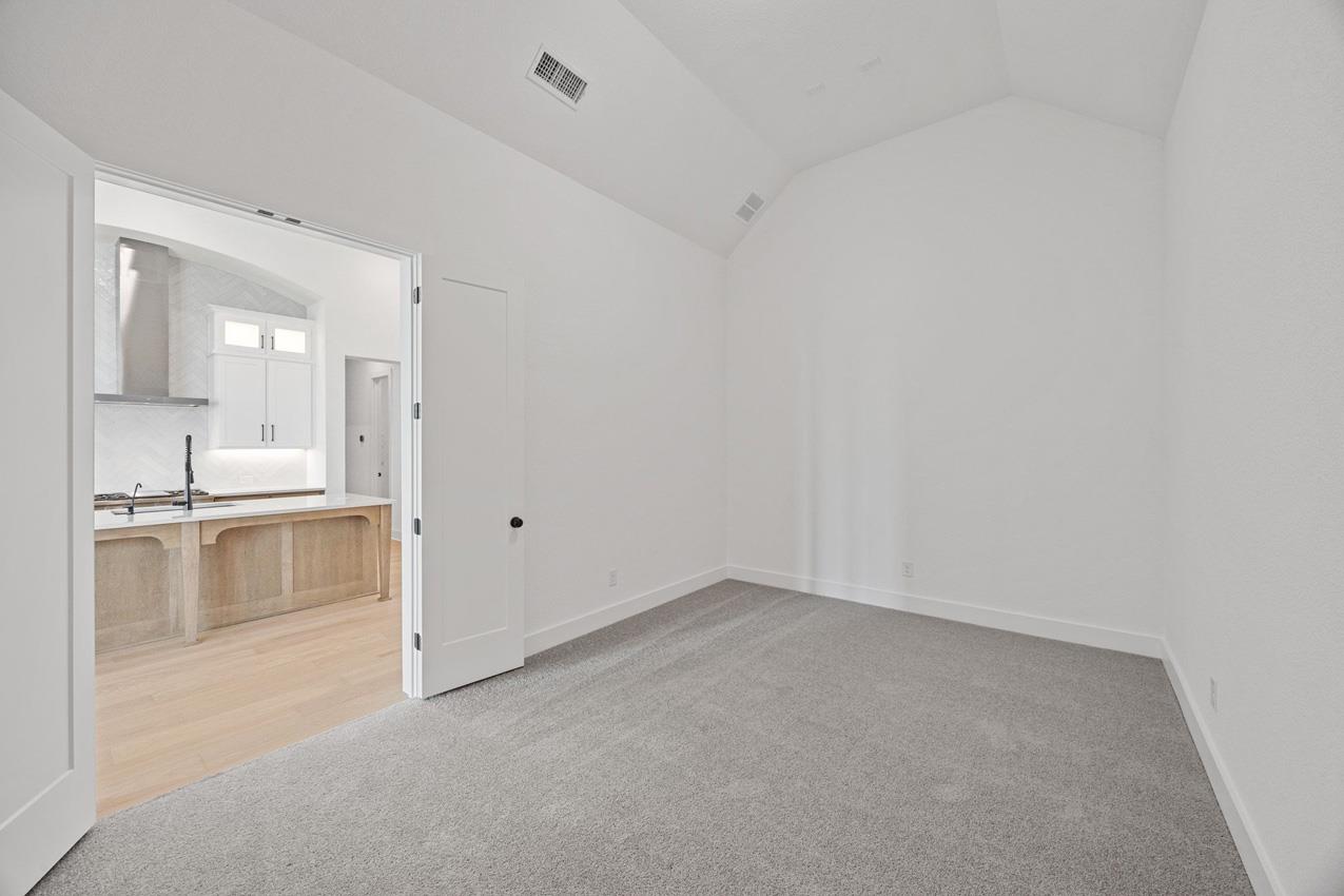 502 Irvine Cir, Liberty Hill, TX 78642