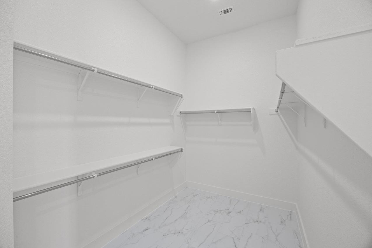 502 Irvine Cir, Liberty Hill, TX 78642