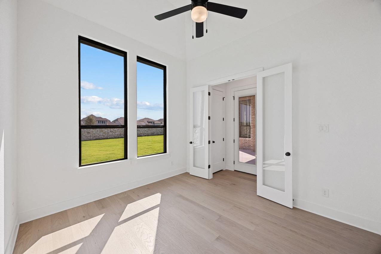 502 Irvine Cir, Liberty Hill, TX 78642