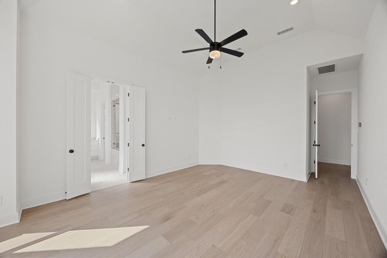 502 Irvine Cir, Liberty Hill, TX 78642