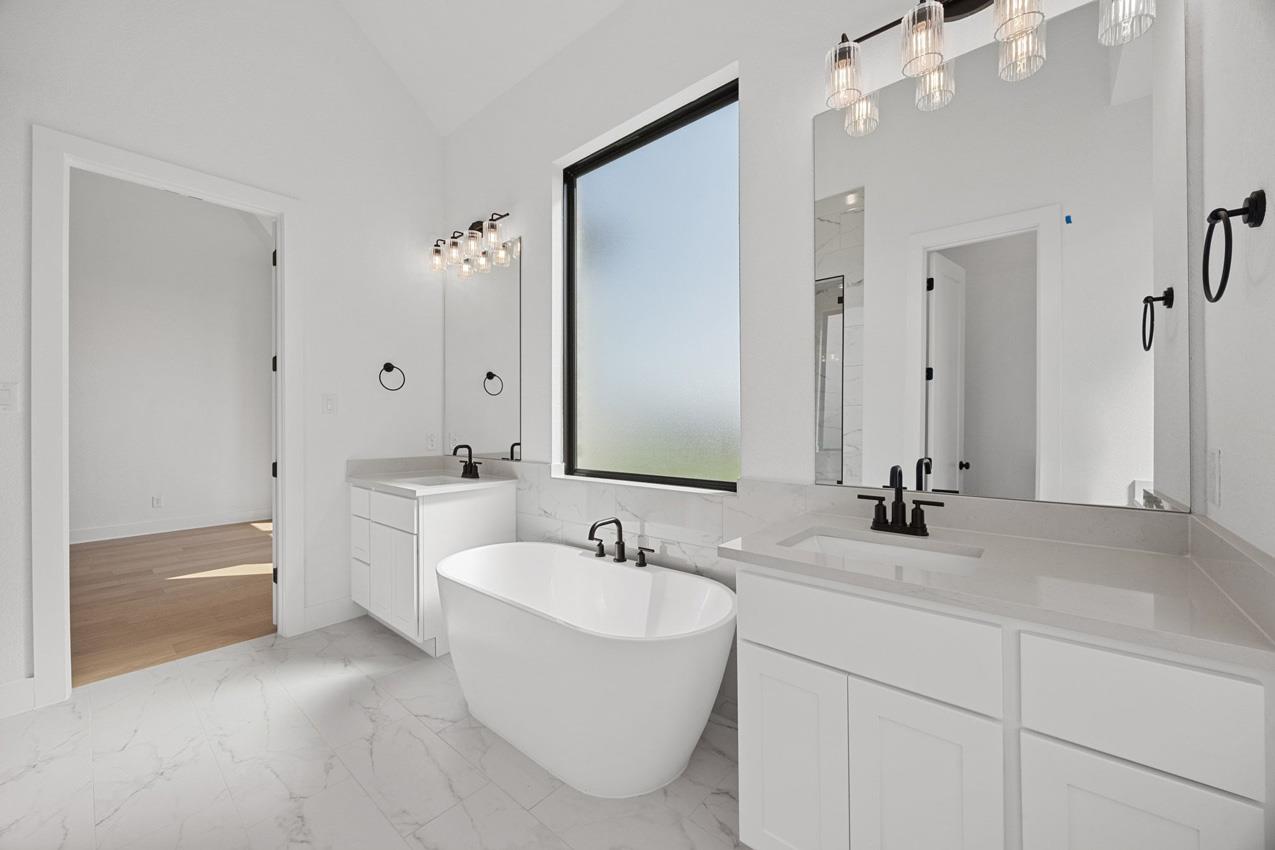 502 Irvine Cir, Liberty Hill, TX 78642