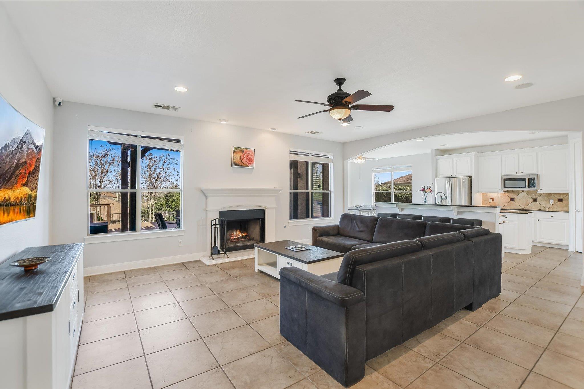 126 Whitley Dr, Austin, TX 78738
