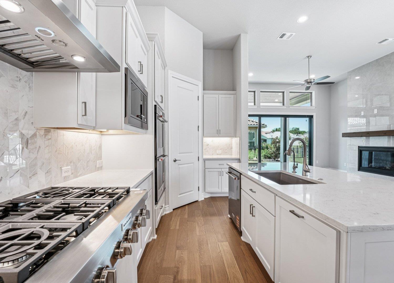 205 Indigo Ln, Georgetown, TX 78628