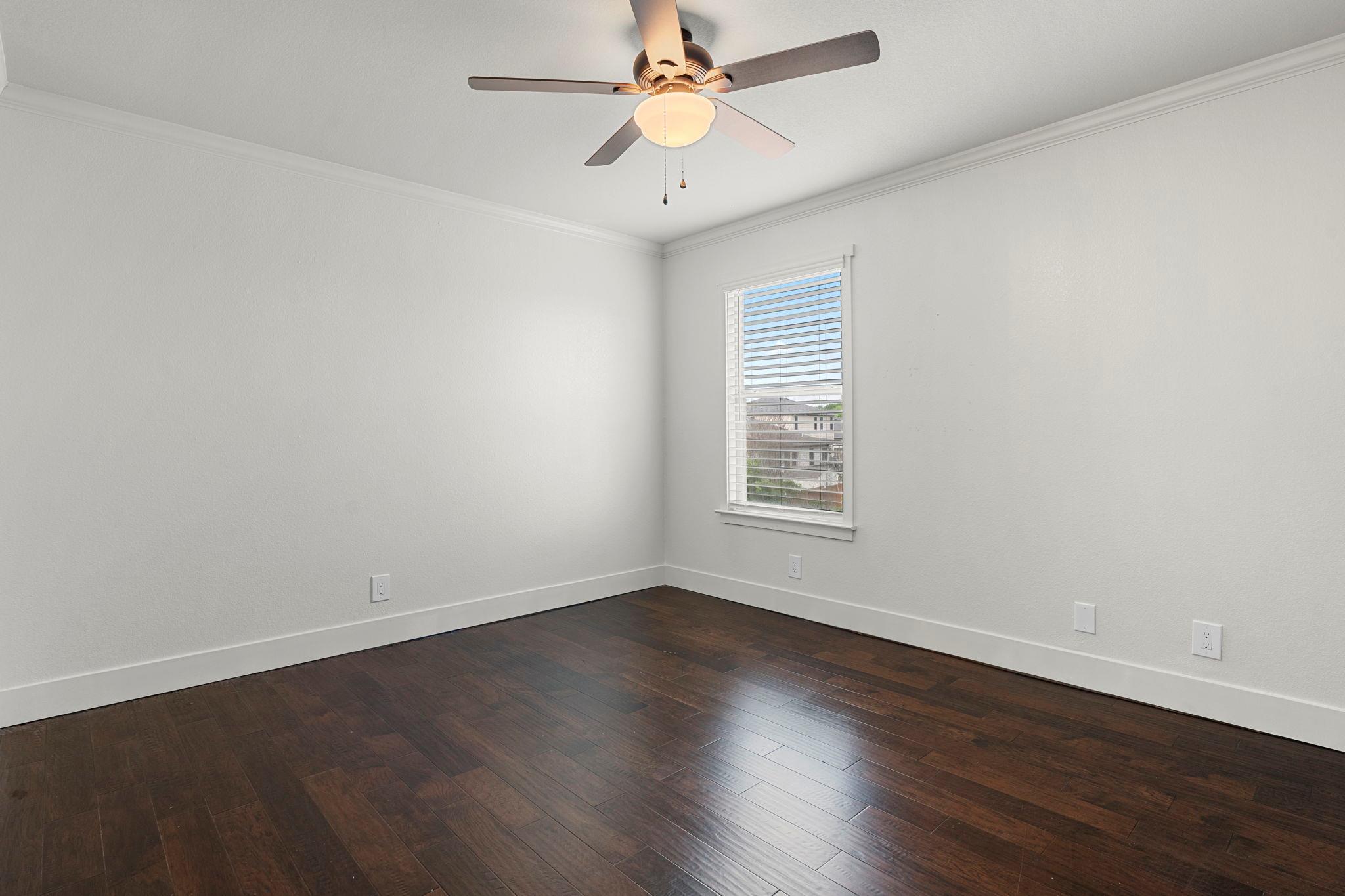 1290 Sweet Gum Dr, Kyle, TX 78640