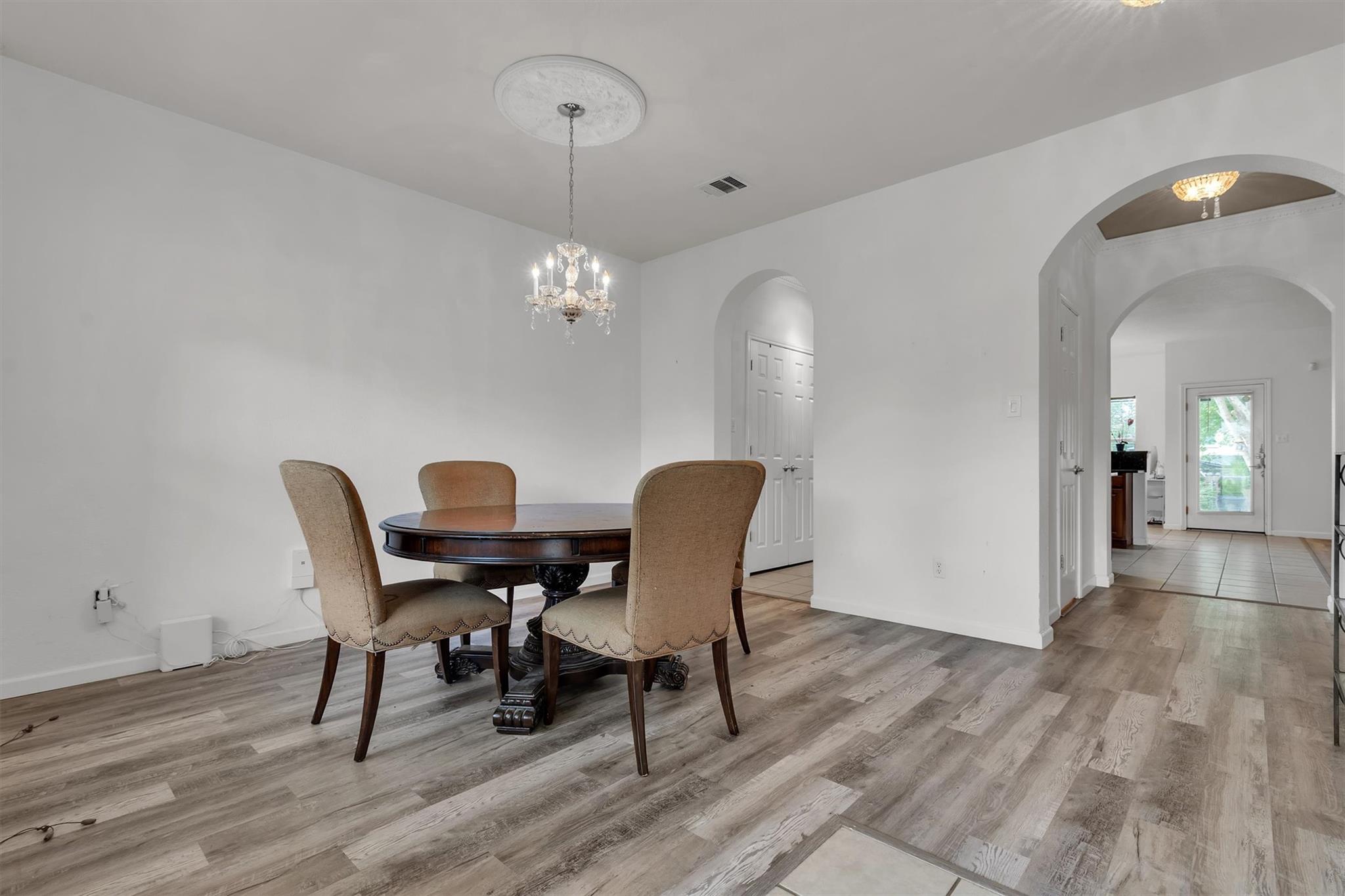 2101 Charlotte Estates Dr, Austin, TX 78744