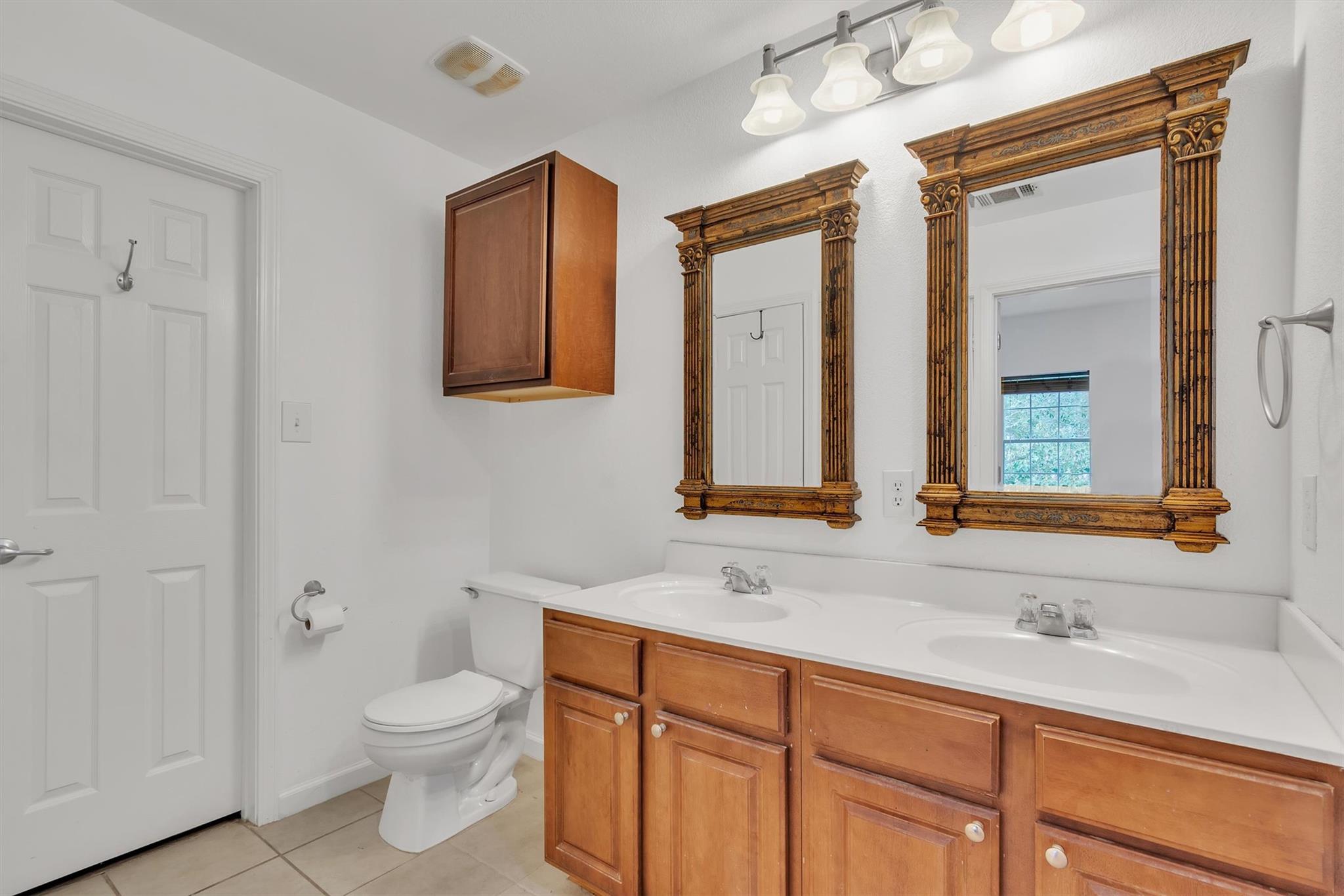 2101 Charlotte Estates Dr, Austin, TX 78744