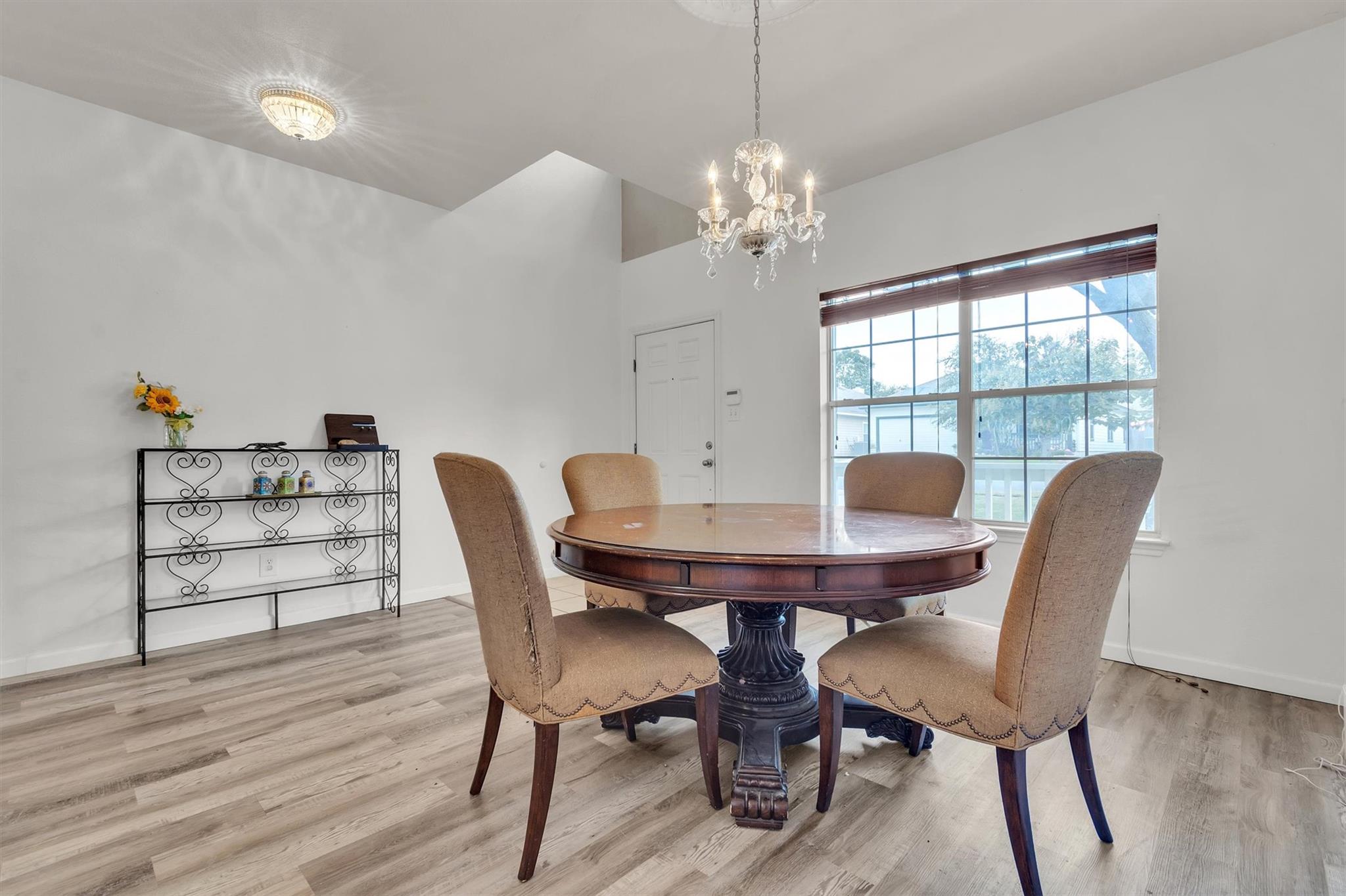 2101 Charlotte Estates Dr, Austin, TX 78744