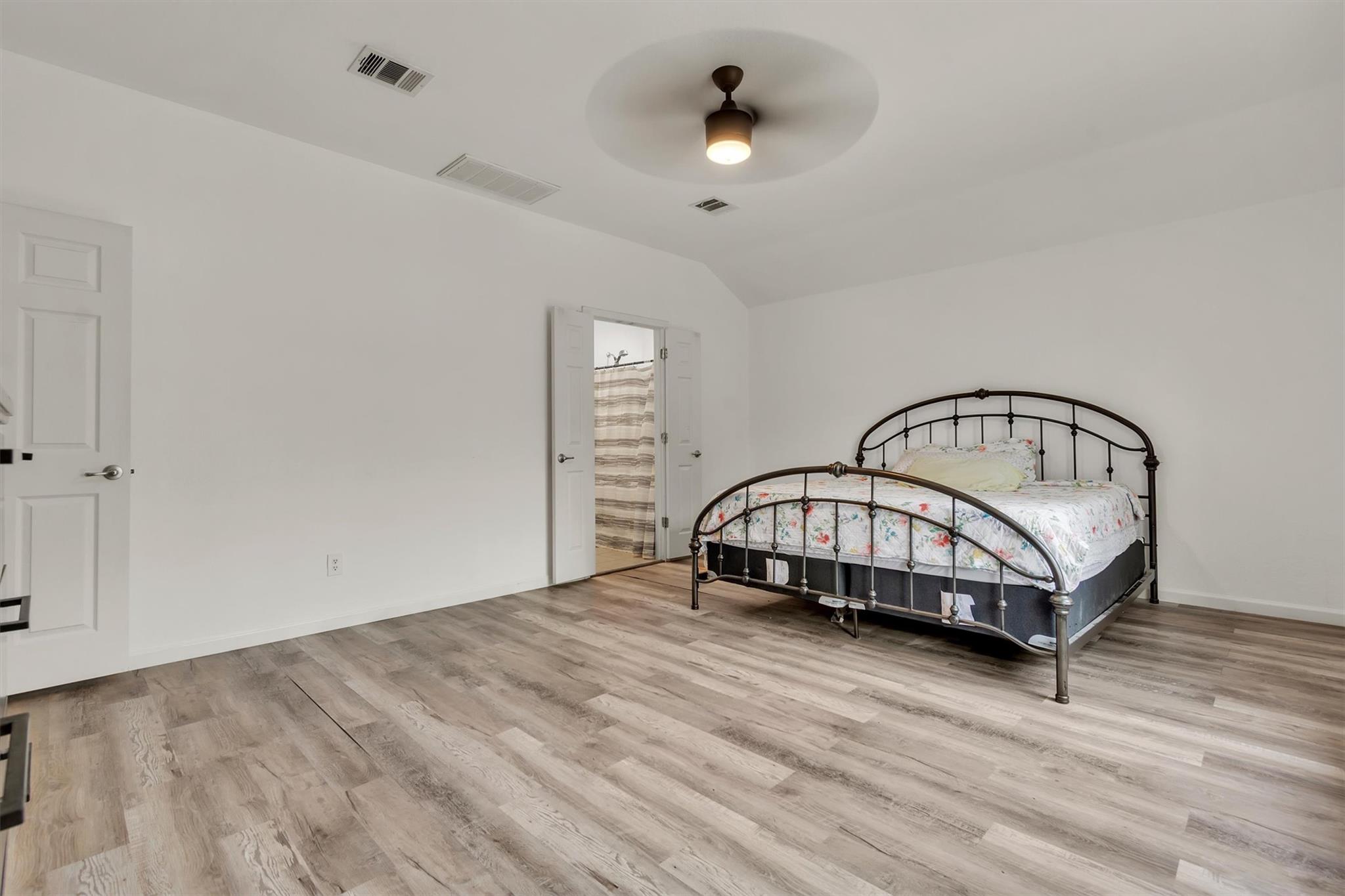 2101 Charlotte Estates Dr, Austin, TX 78744