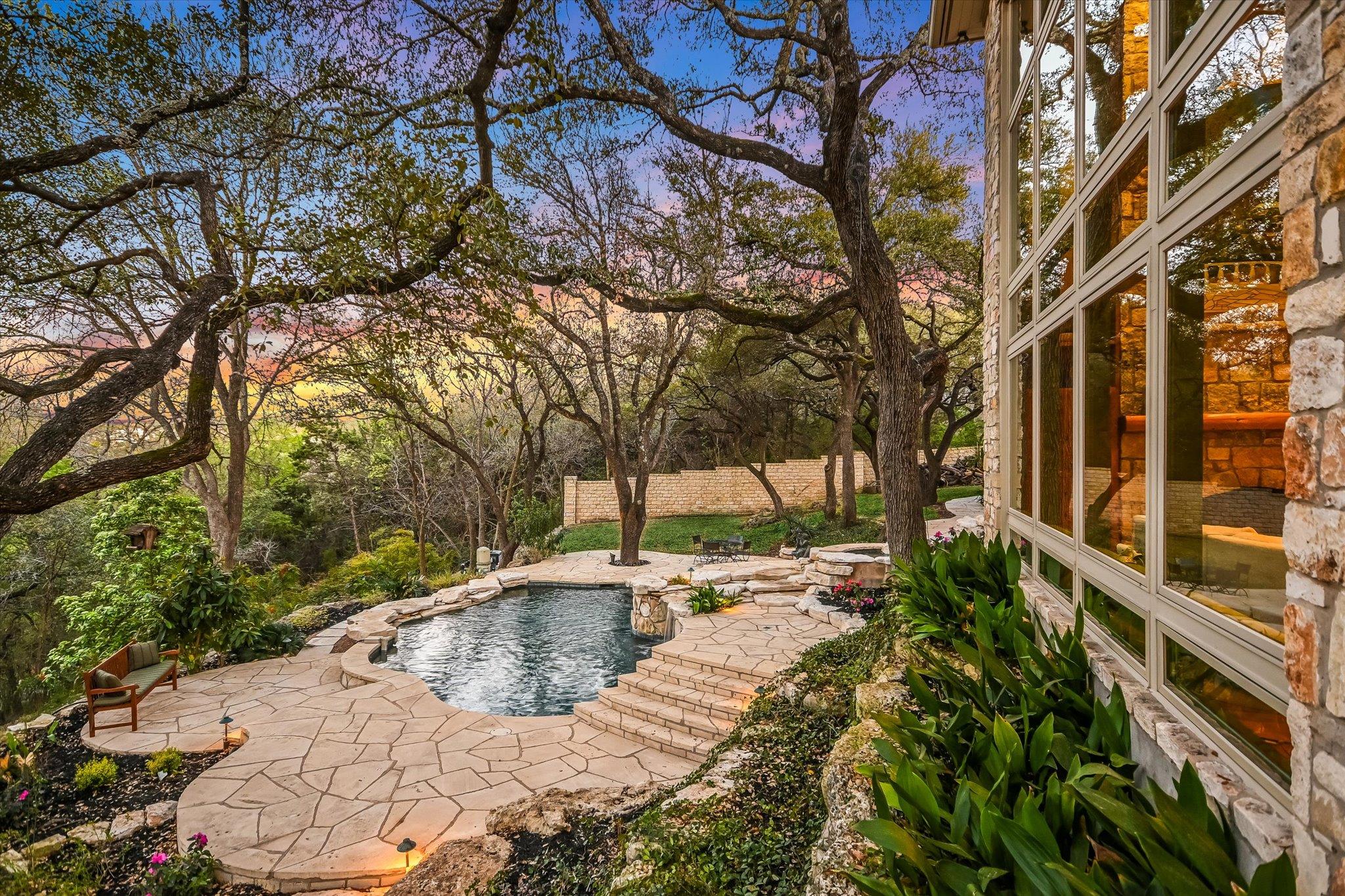4646 Rockcliff Rd, Austin, TX 78746