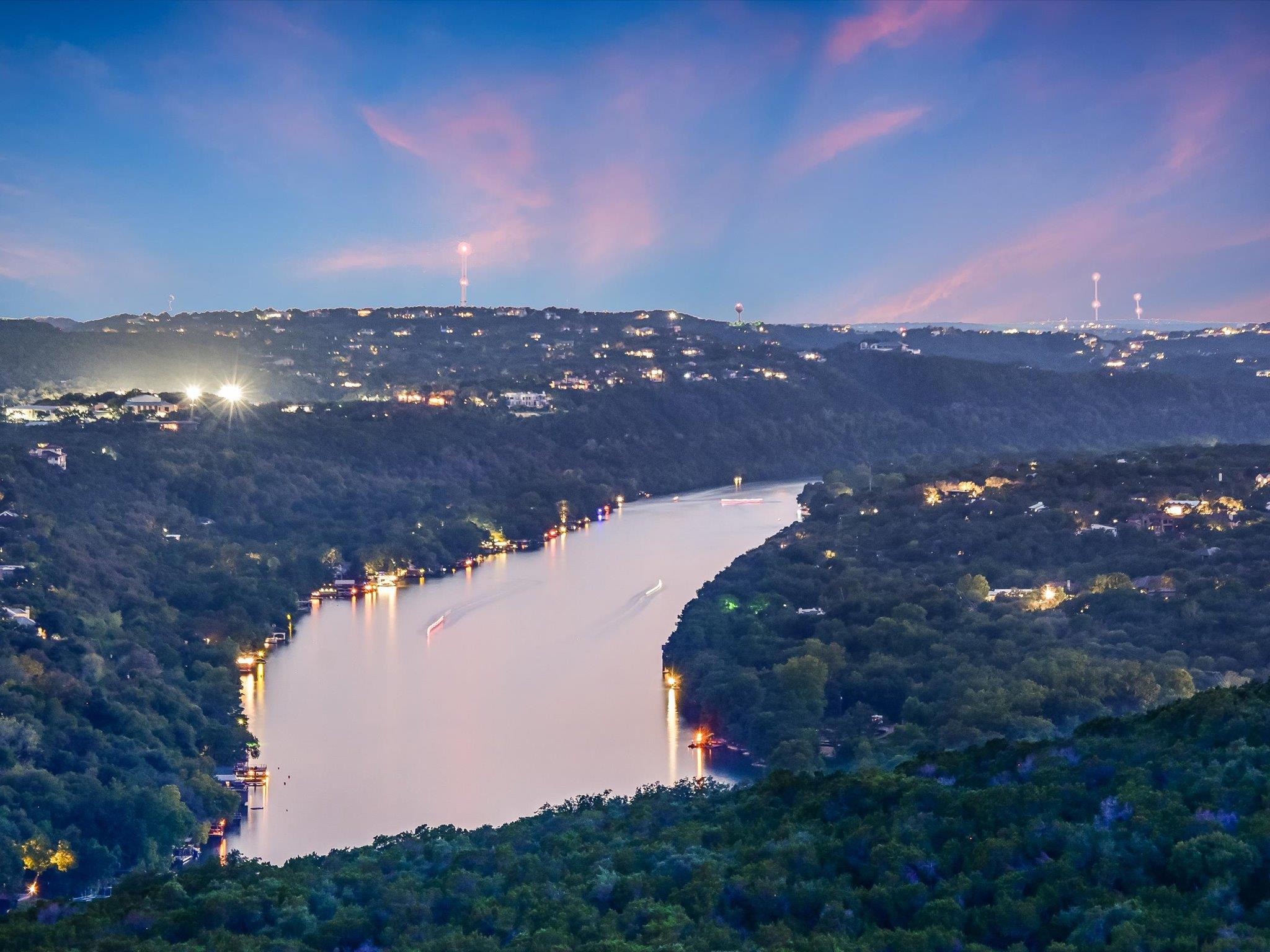6607 W Courtyard Dr, Austin, TX 78730