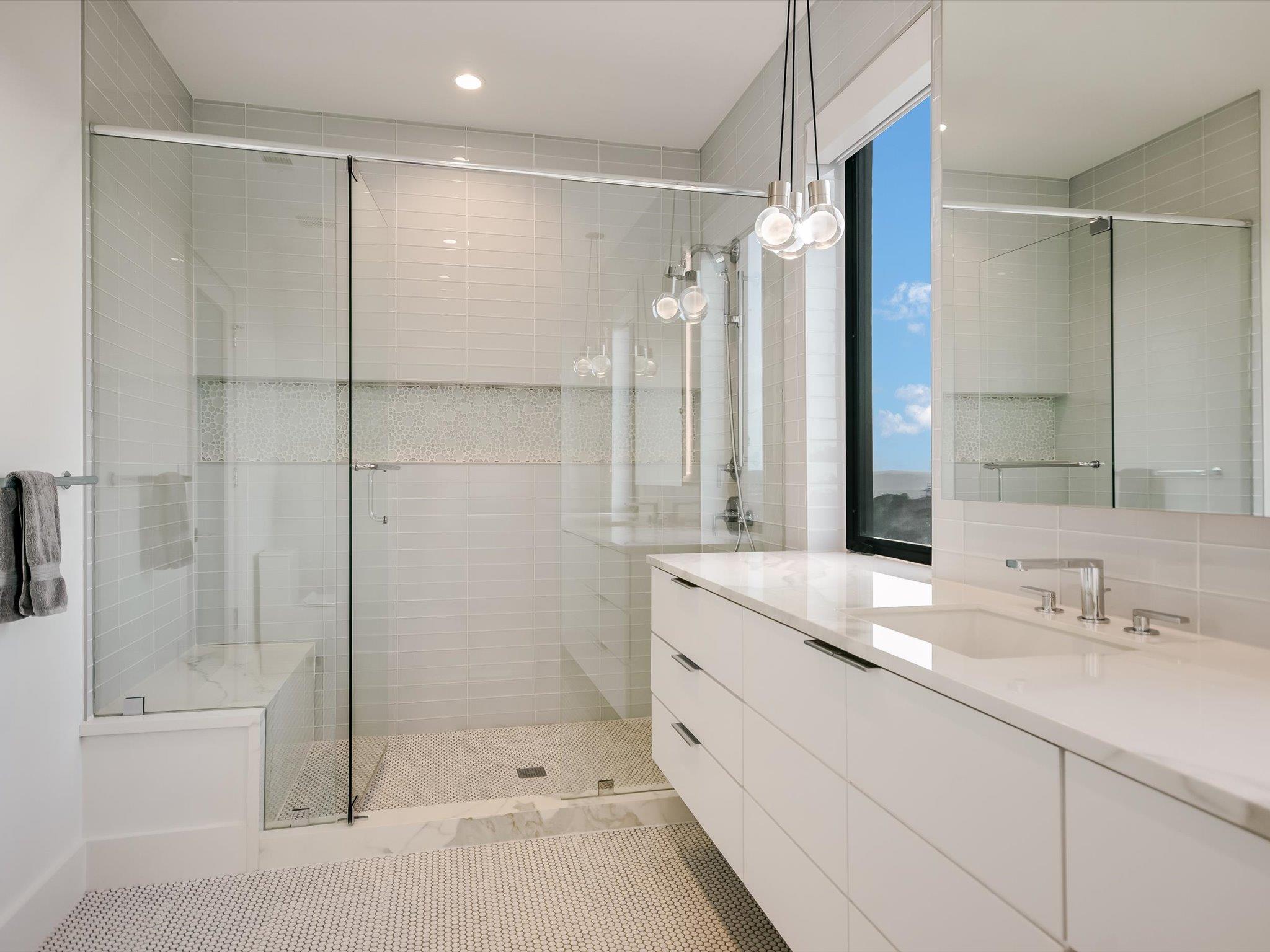 6607 W Courtyard Dr, Austin, TX 78730