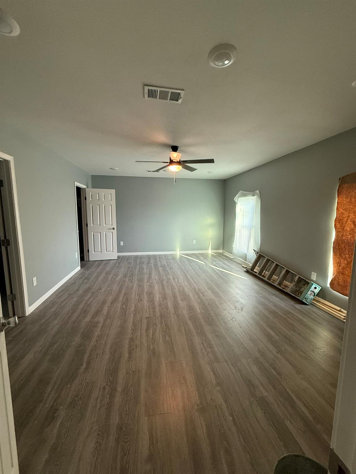 1300 N 2nd St, Killeen, TX 76541