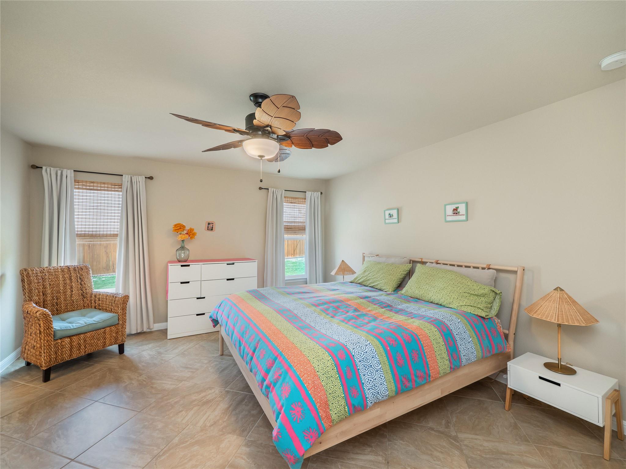 209 Frio River Trl, Hutto, TX 78634