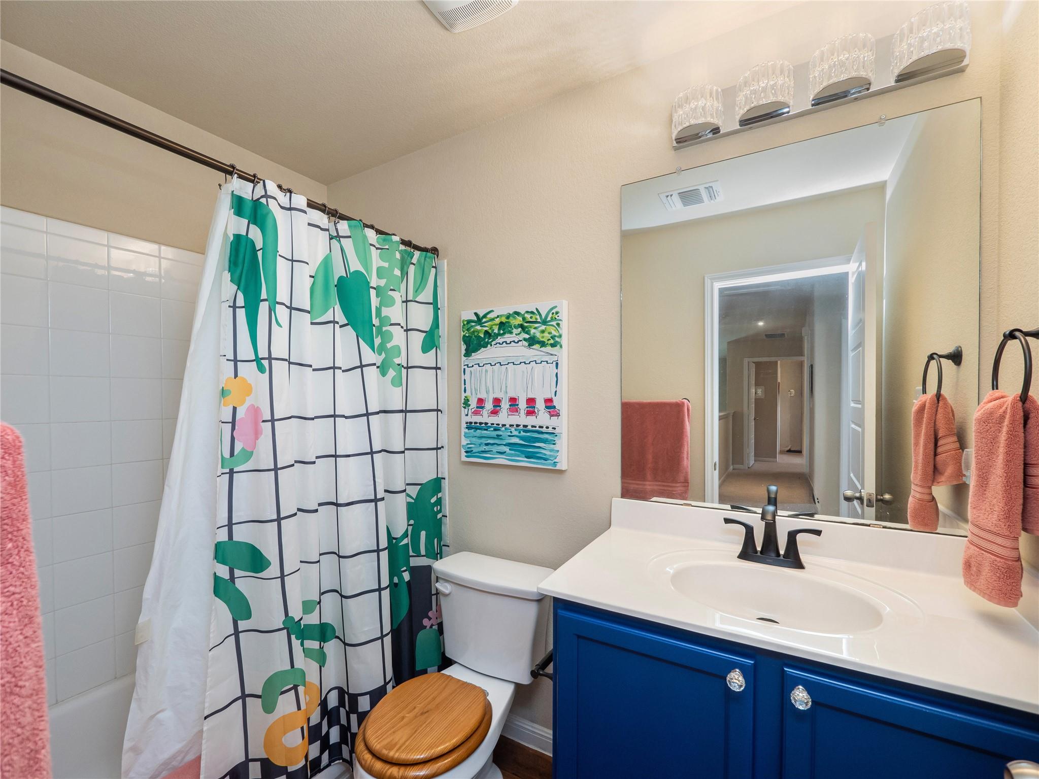 209 Frio River Trl, Hutto, TX 78634