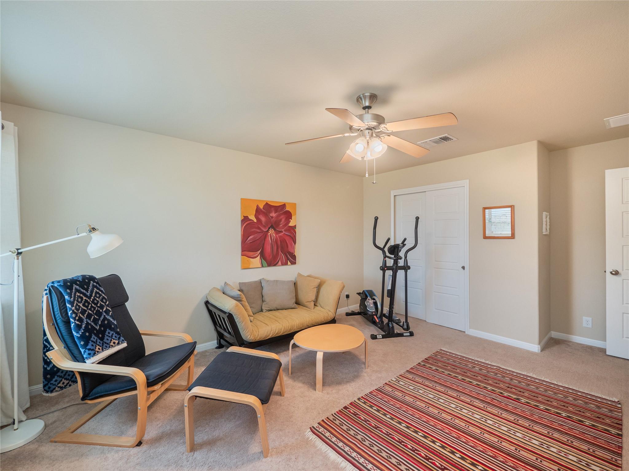 209 Frio River Trl, Hutto, TX 78634