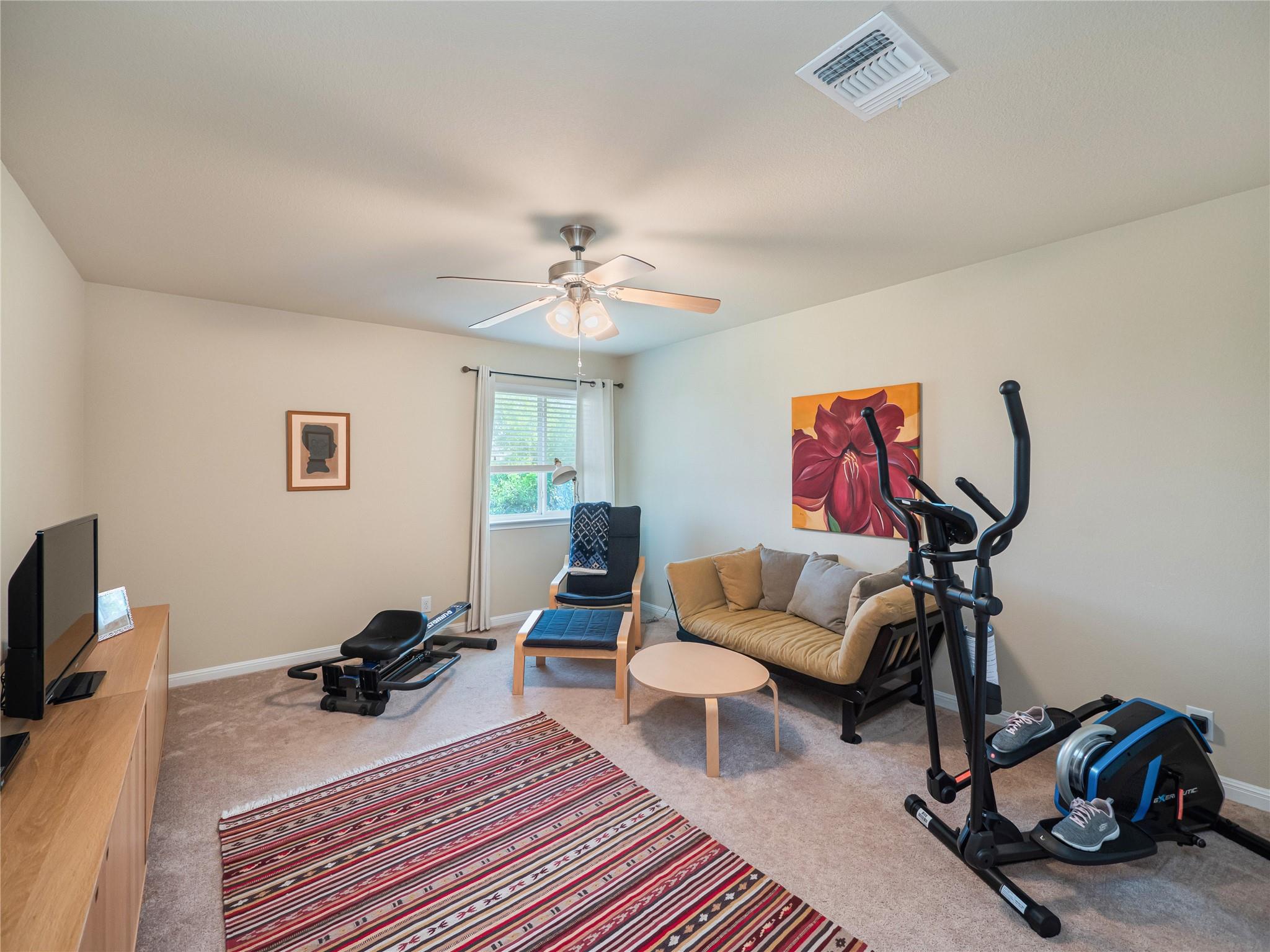 209 Frio River Trl, Hutto, TX 78634