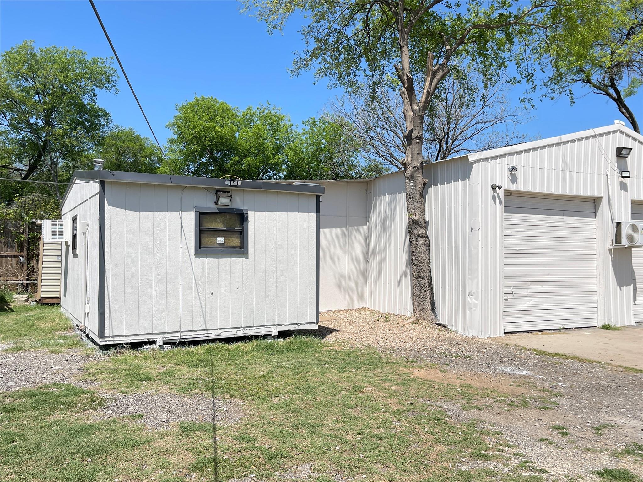 3012 Meldrum St, Del Valle, TX 78617