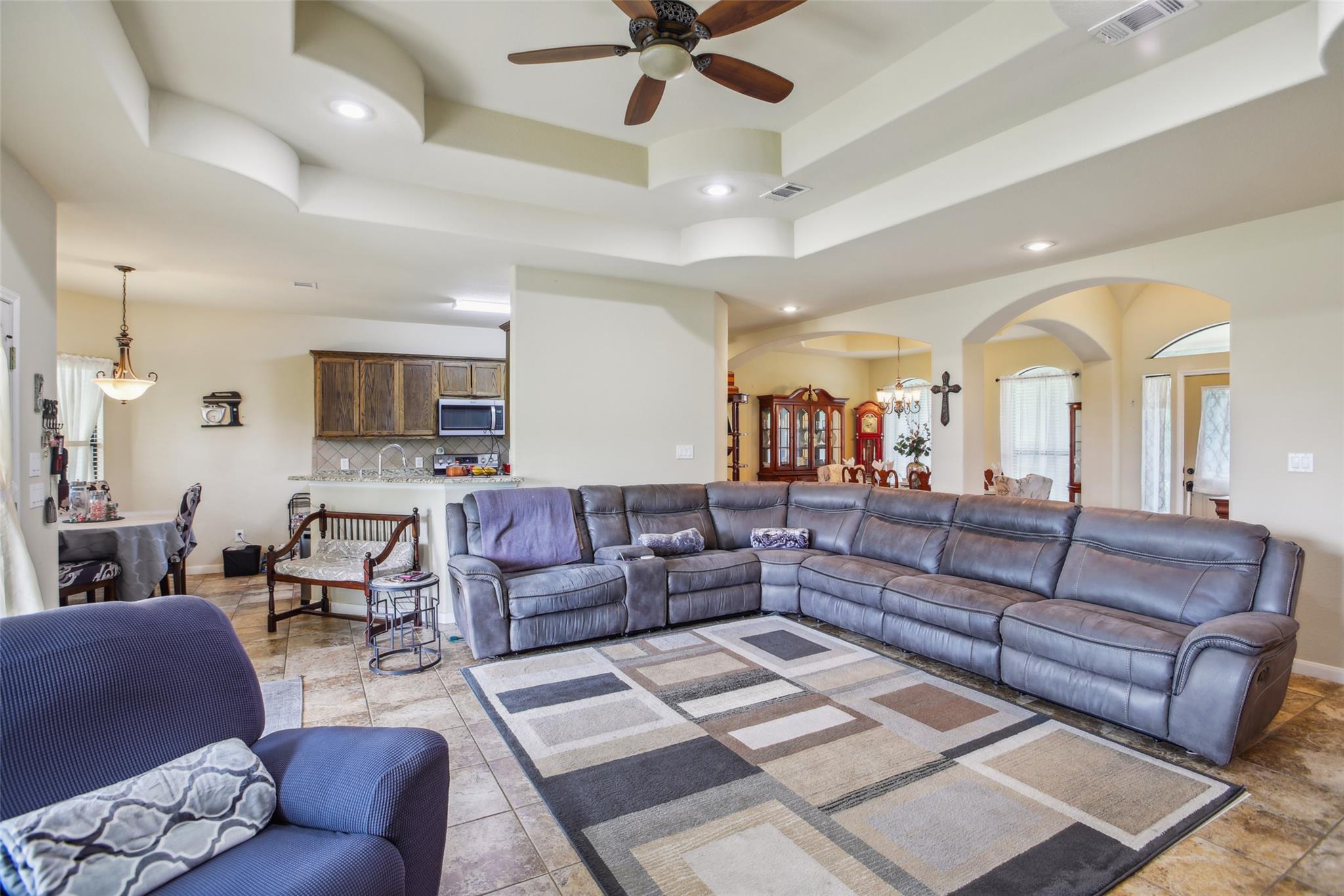 2300 Tumbleweed Trl, Dale, TX 78616