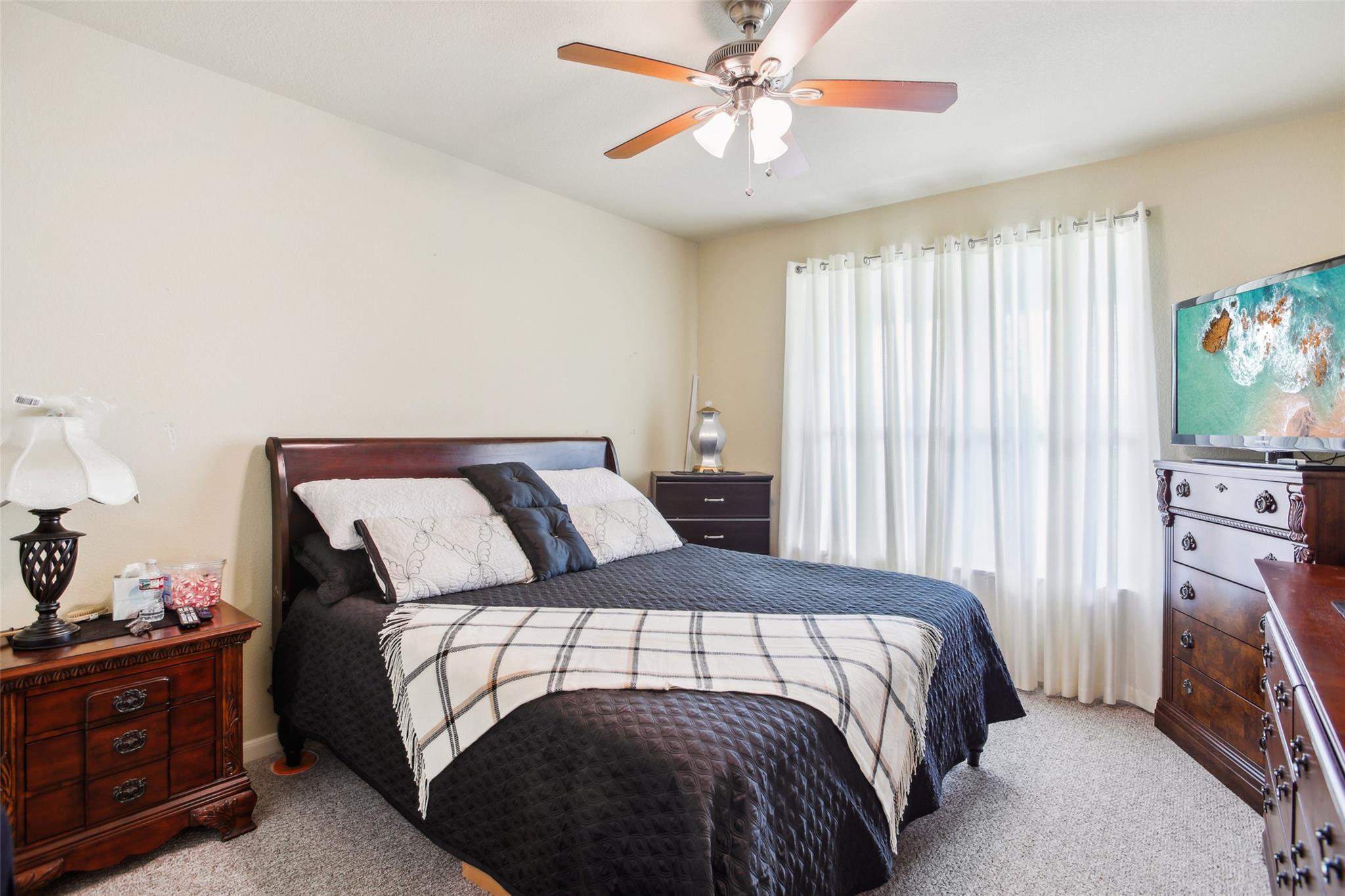 2300 Tumbleweed Trl, Dale, TX 78616