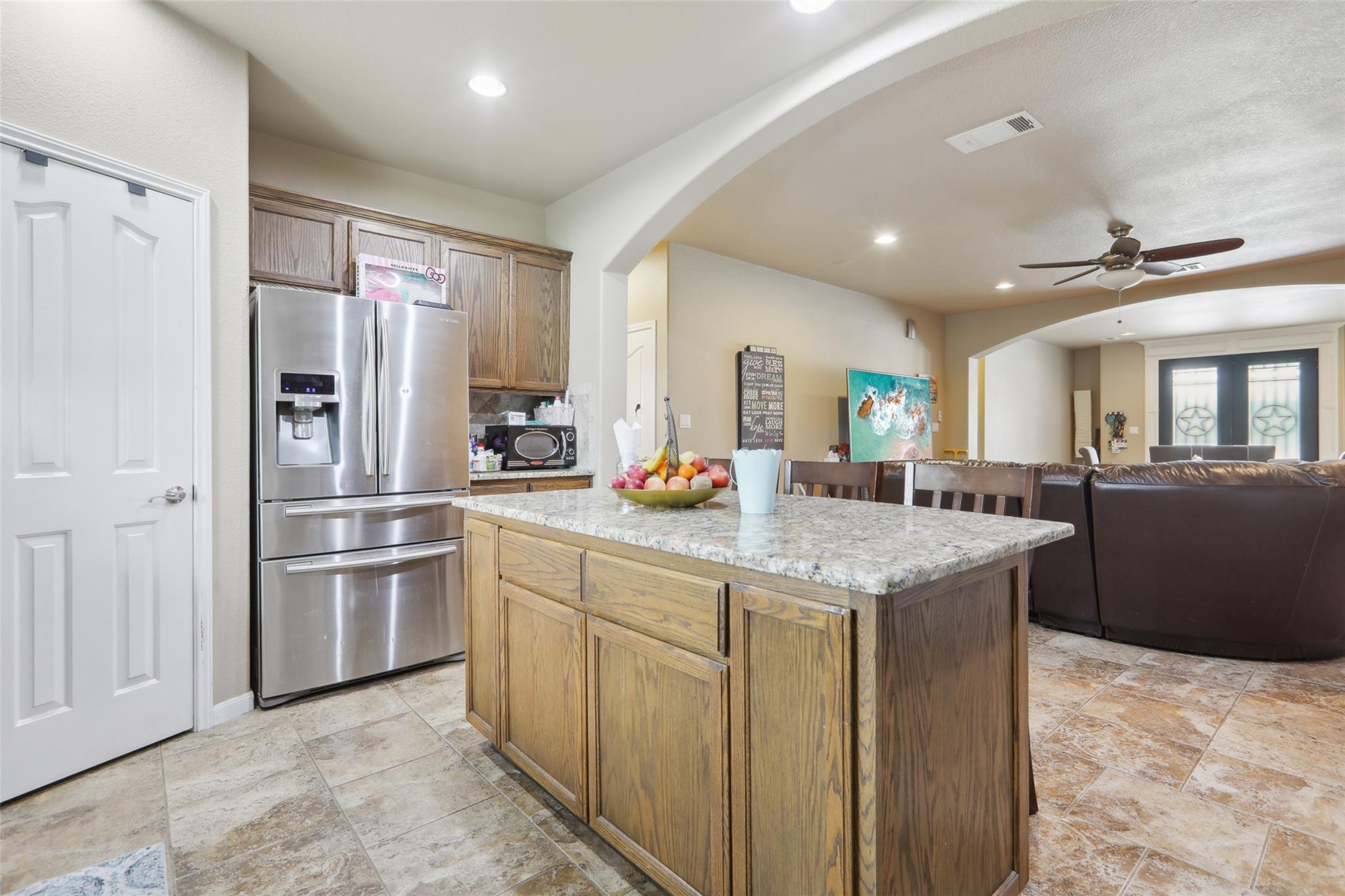 2300 Tumbleweed Trl, Dale, TX 78616