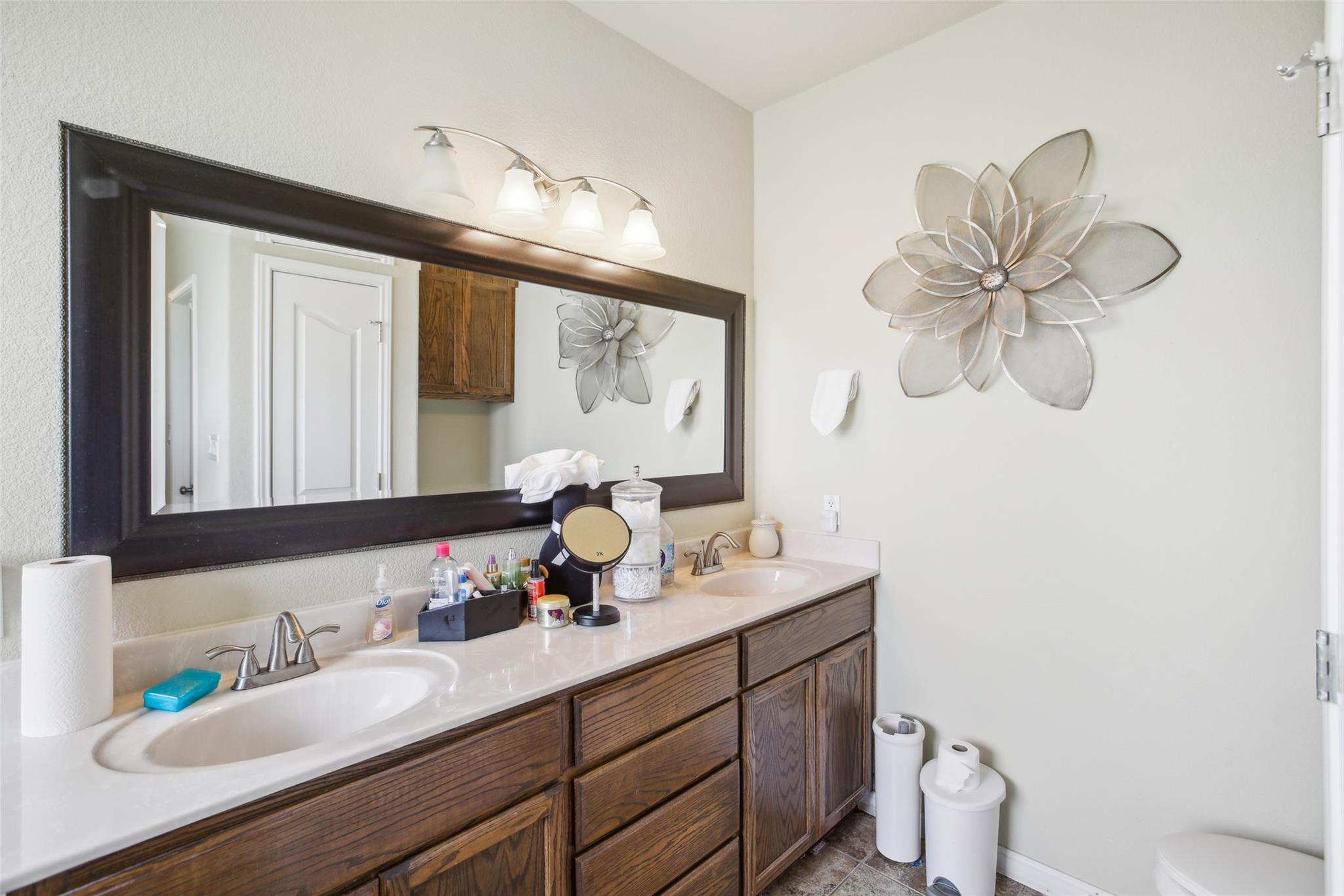 2300 Tumbleweed Trl, Dale, TX 78616