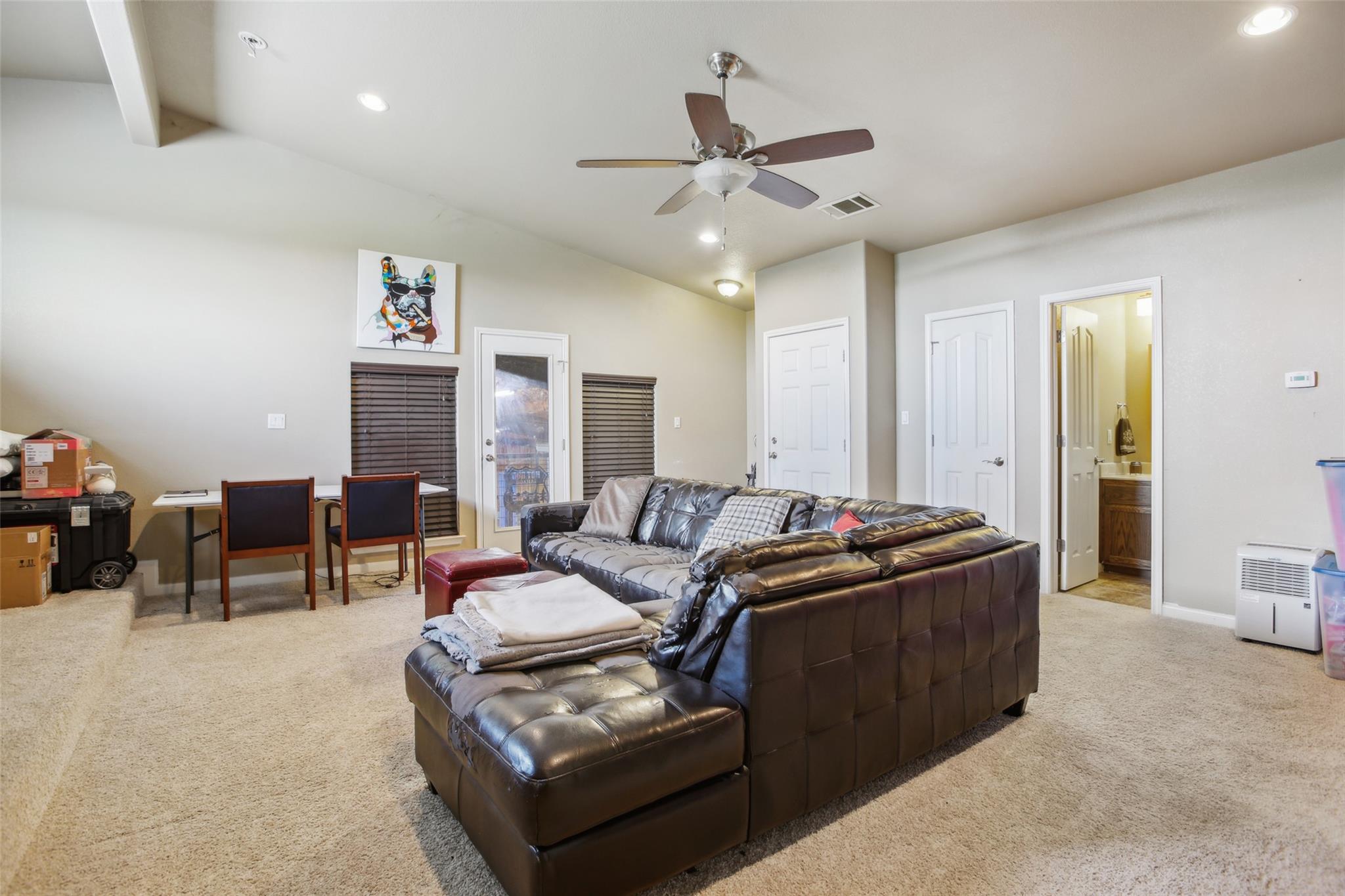 2300 Tumbleweed Trl, Dale, TX 78616