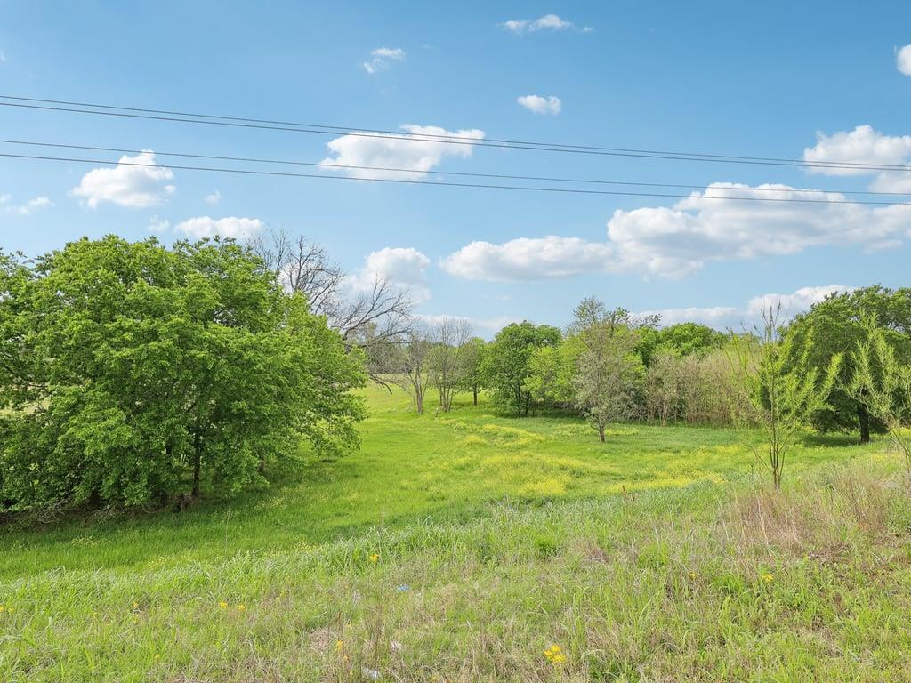 709 Bluffview Dr, Bastrop, TX 78602