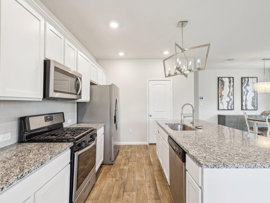 709 Bluffview Dr, Bastrop, TX 78602