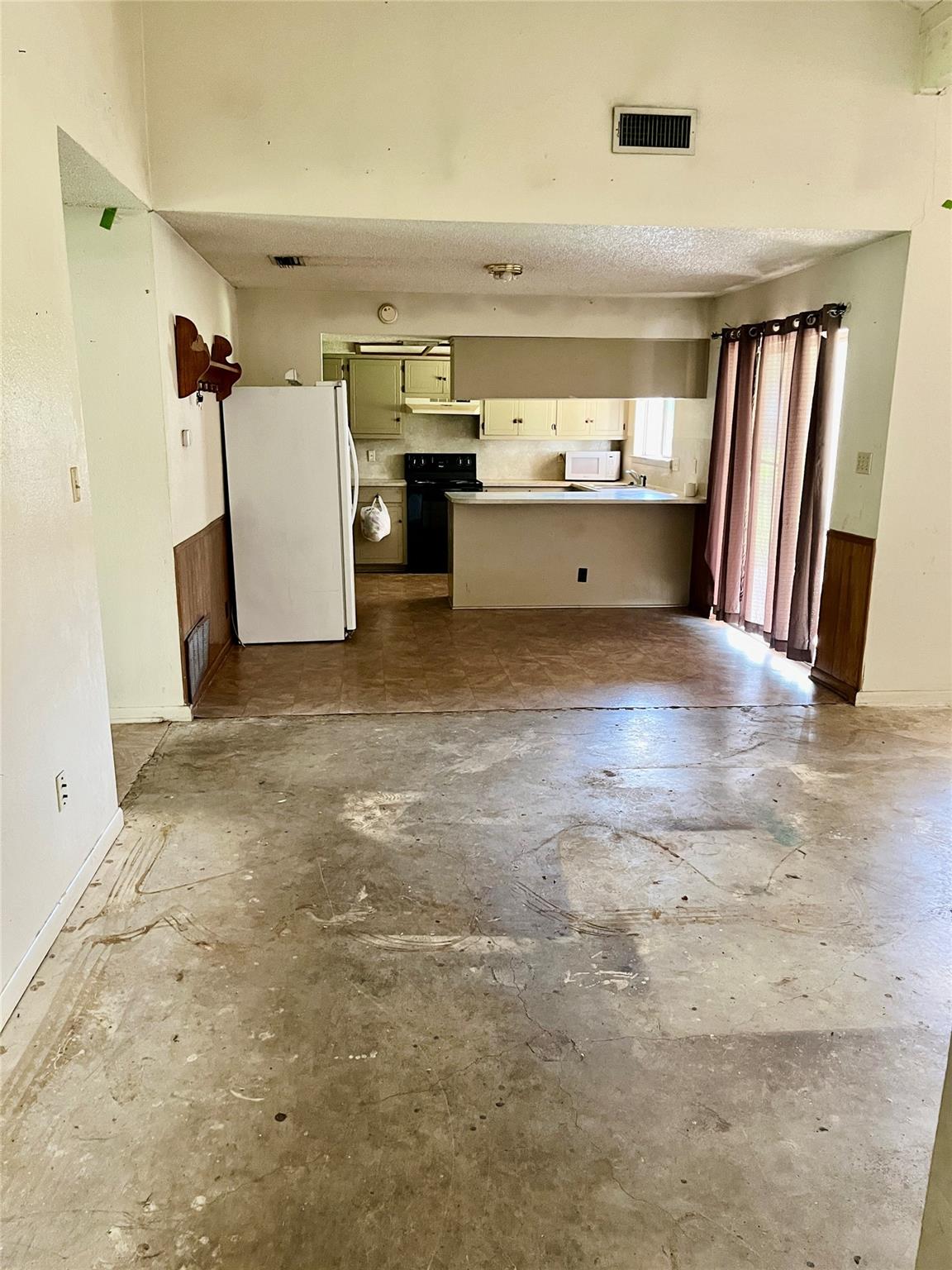 313 Golden Oaks Dr, Georgetown, TX 78628