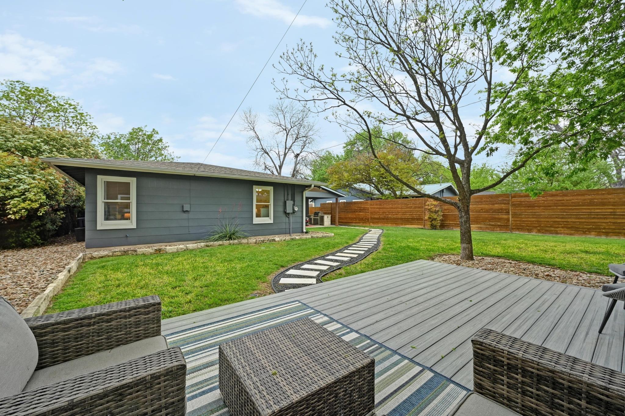 7511 Saint Cecelia St, Austin, TX 78757
