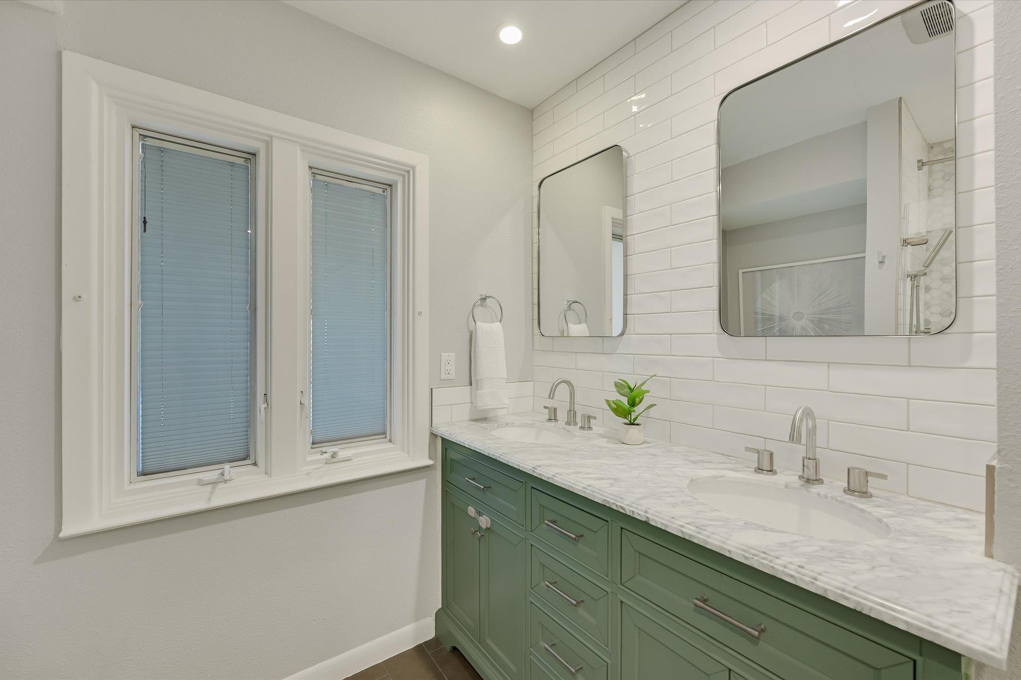 3514 Lakeland Dr, Austin, TX 78731