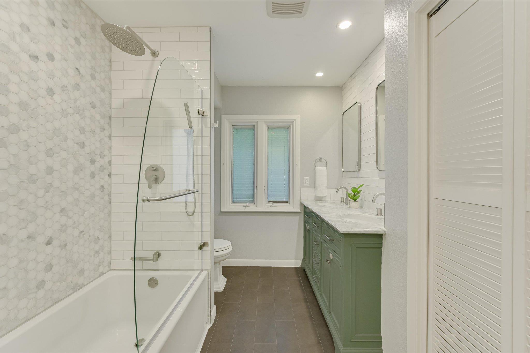 3514 Lakeland Dr, Austin, TX 78731