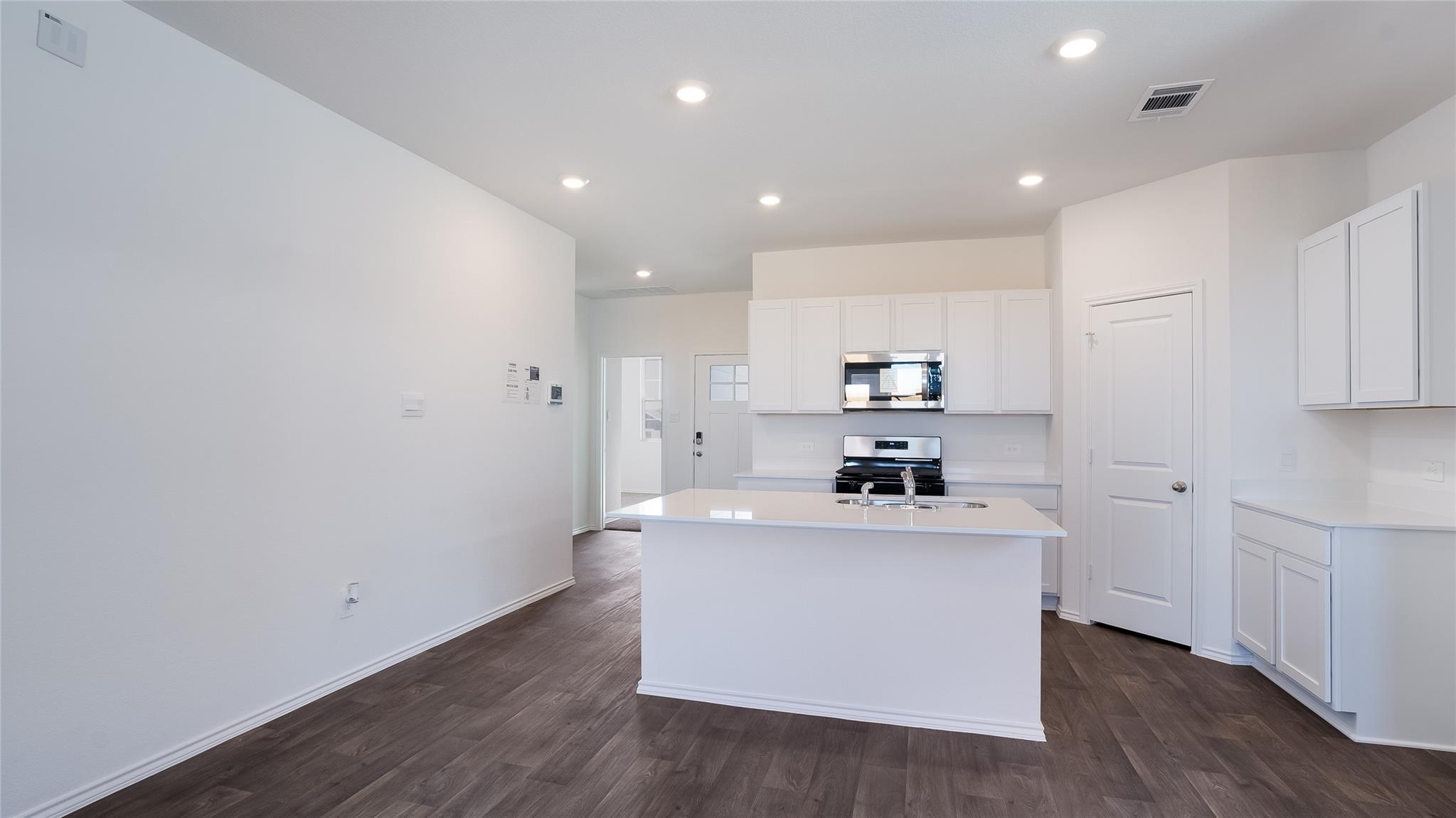 310 Celosia Loop, Uhland, TX 78640