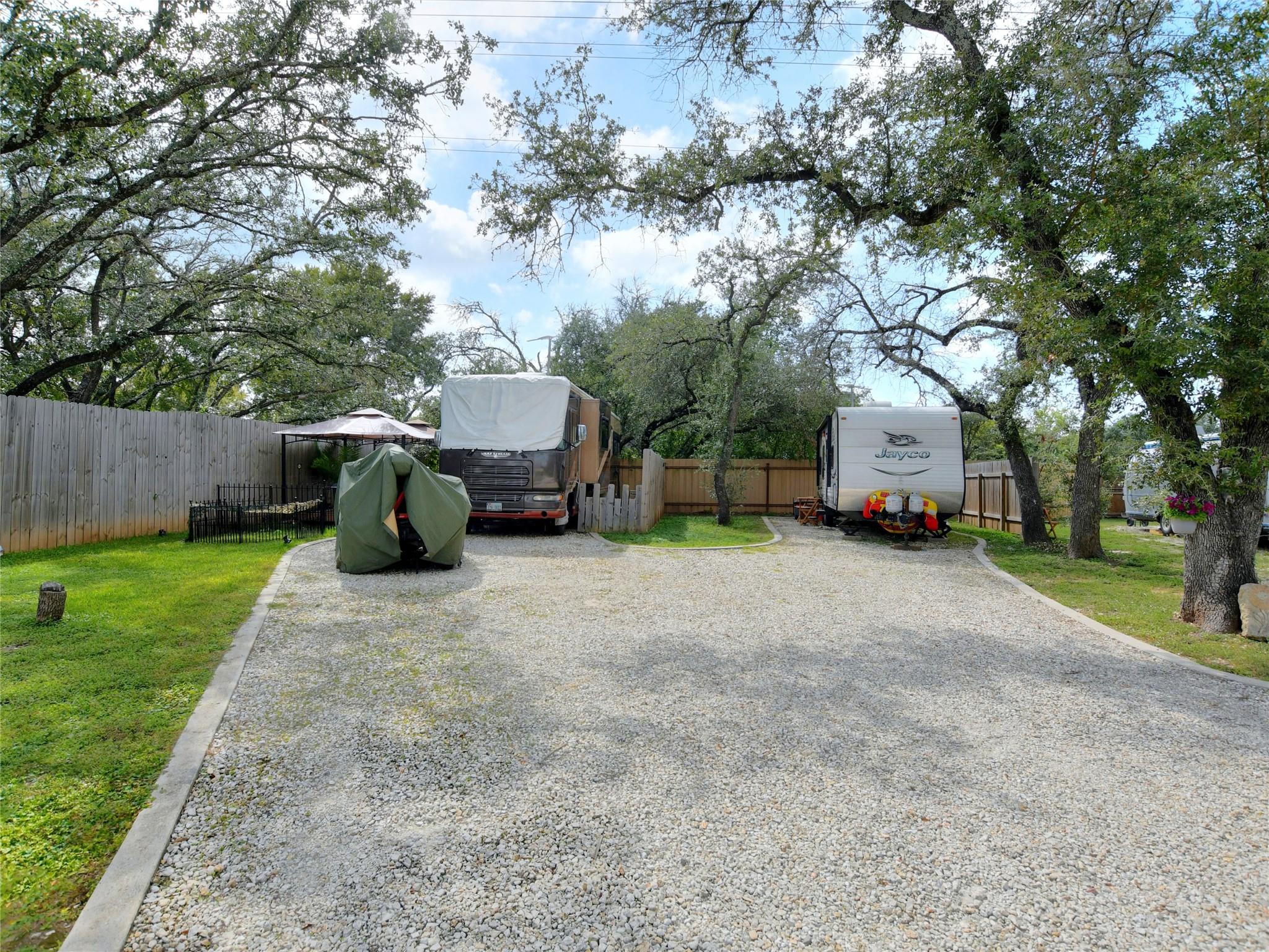 1702 Saracen Rd, Austin, TX 78733