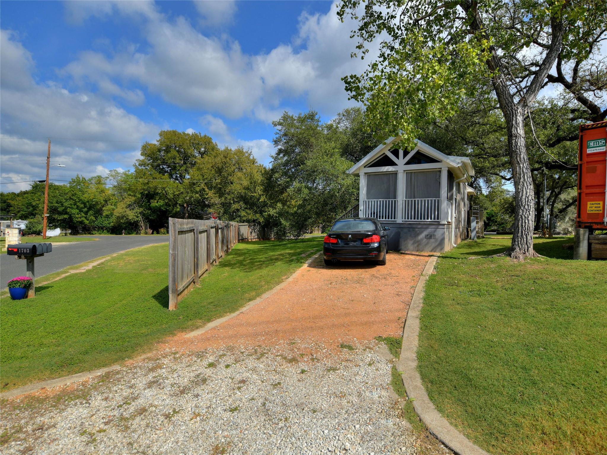 1702 Saracen Rd, Austin, TX 78733