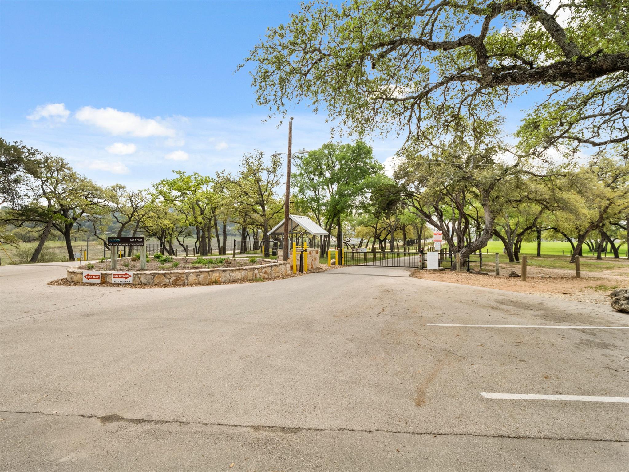 6711 Bar K Clubhouse Ct, Lago Vista, TX 78645