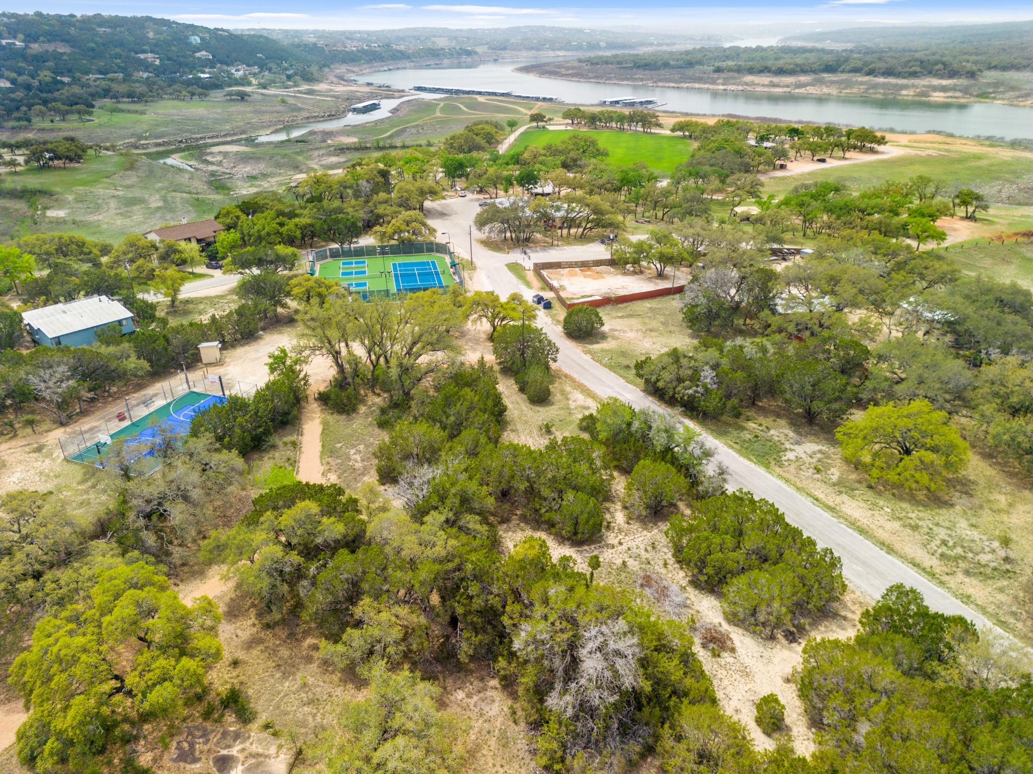 6711 Bar K Clubhouse Ct, Lago Vista, TX 78645