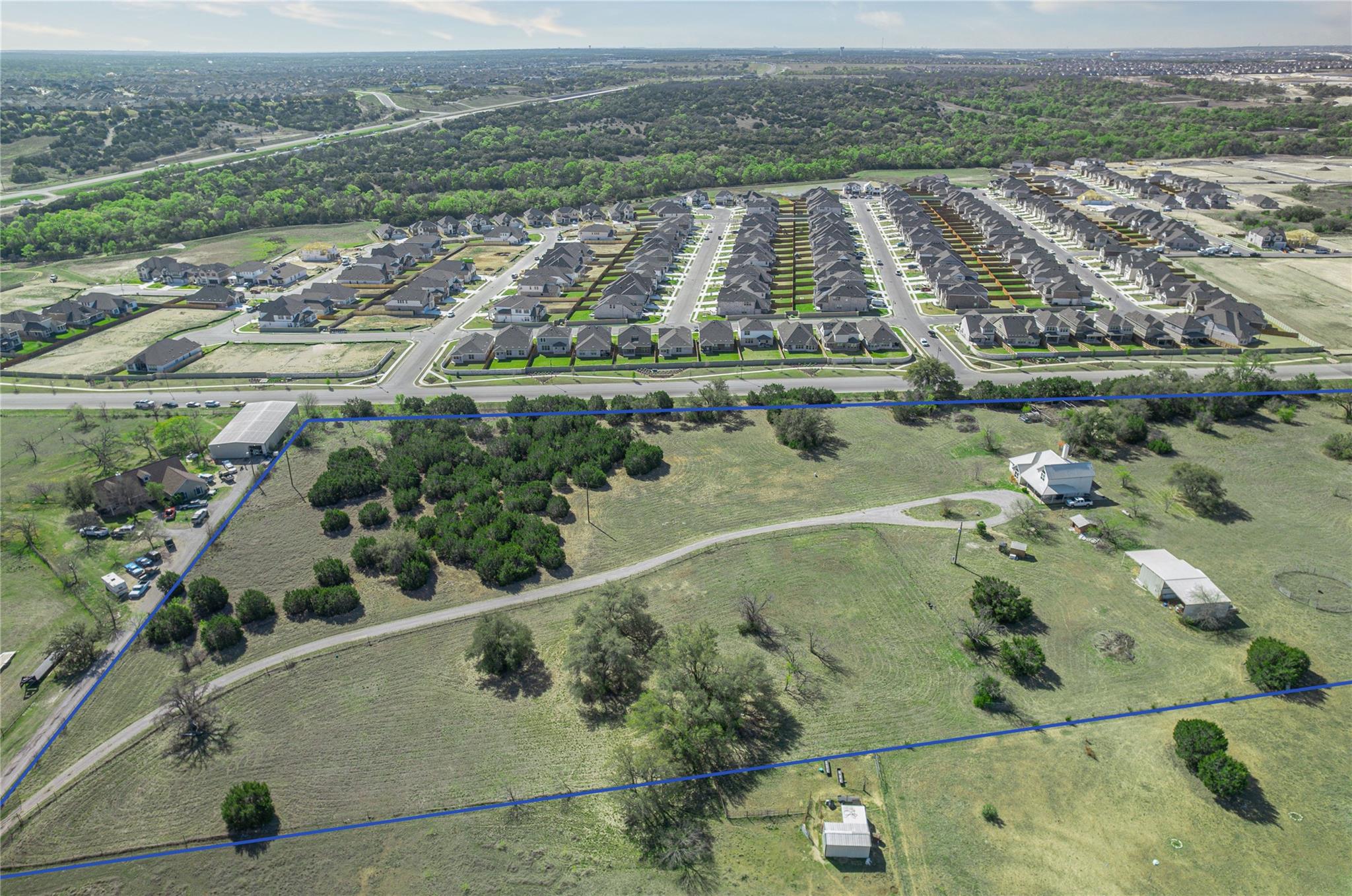 310 Craigen Rd, Liberty Hill, TX 78642