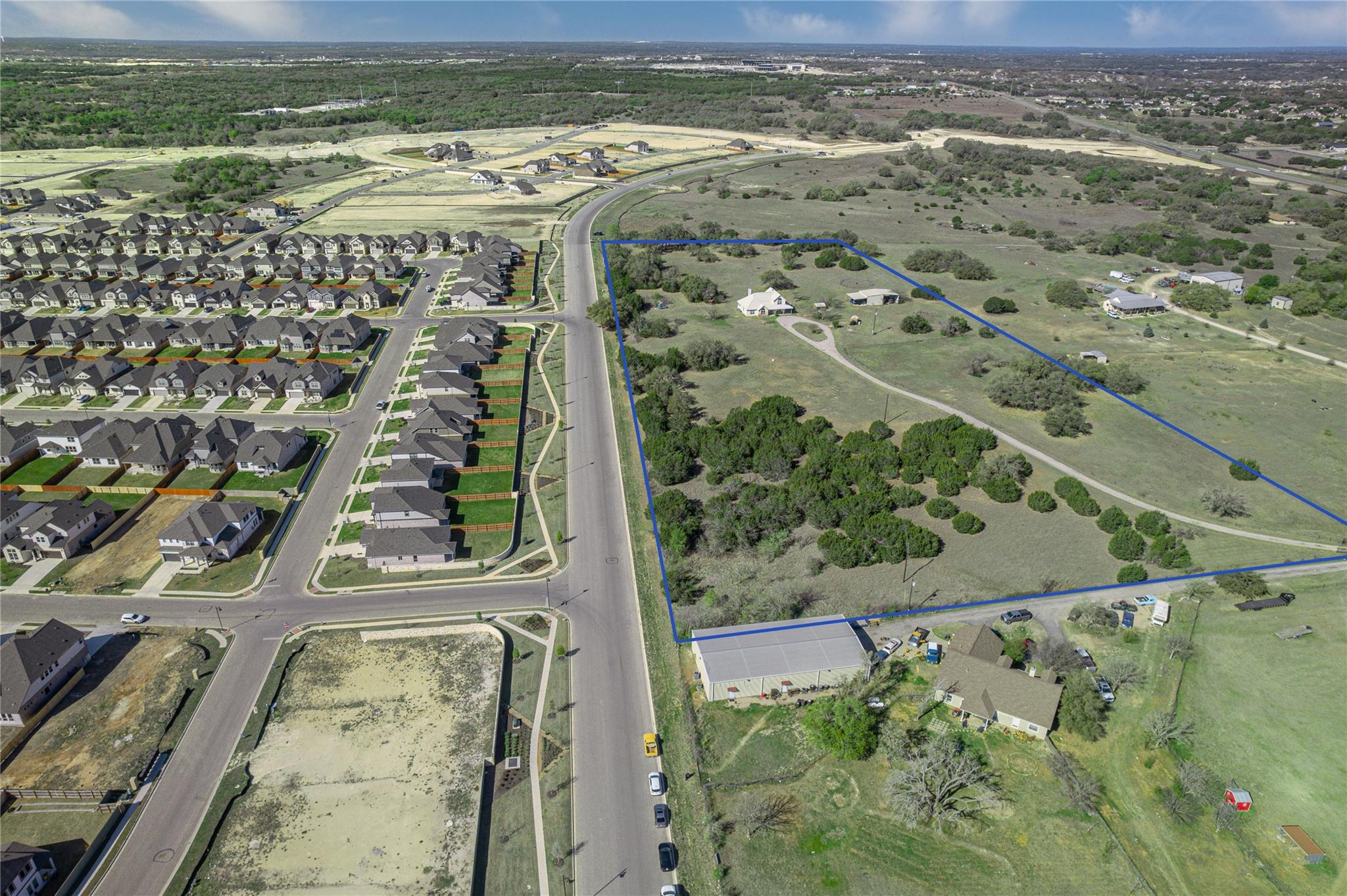310 Craigen Rd, Liberty Hill, TX 78642