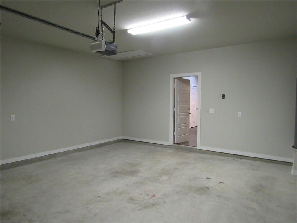 102 W Hidden Springs Dr, Bastrop, TX 78602