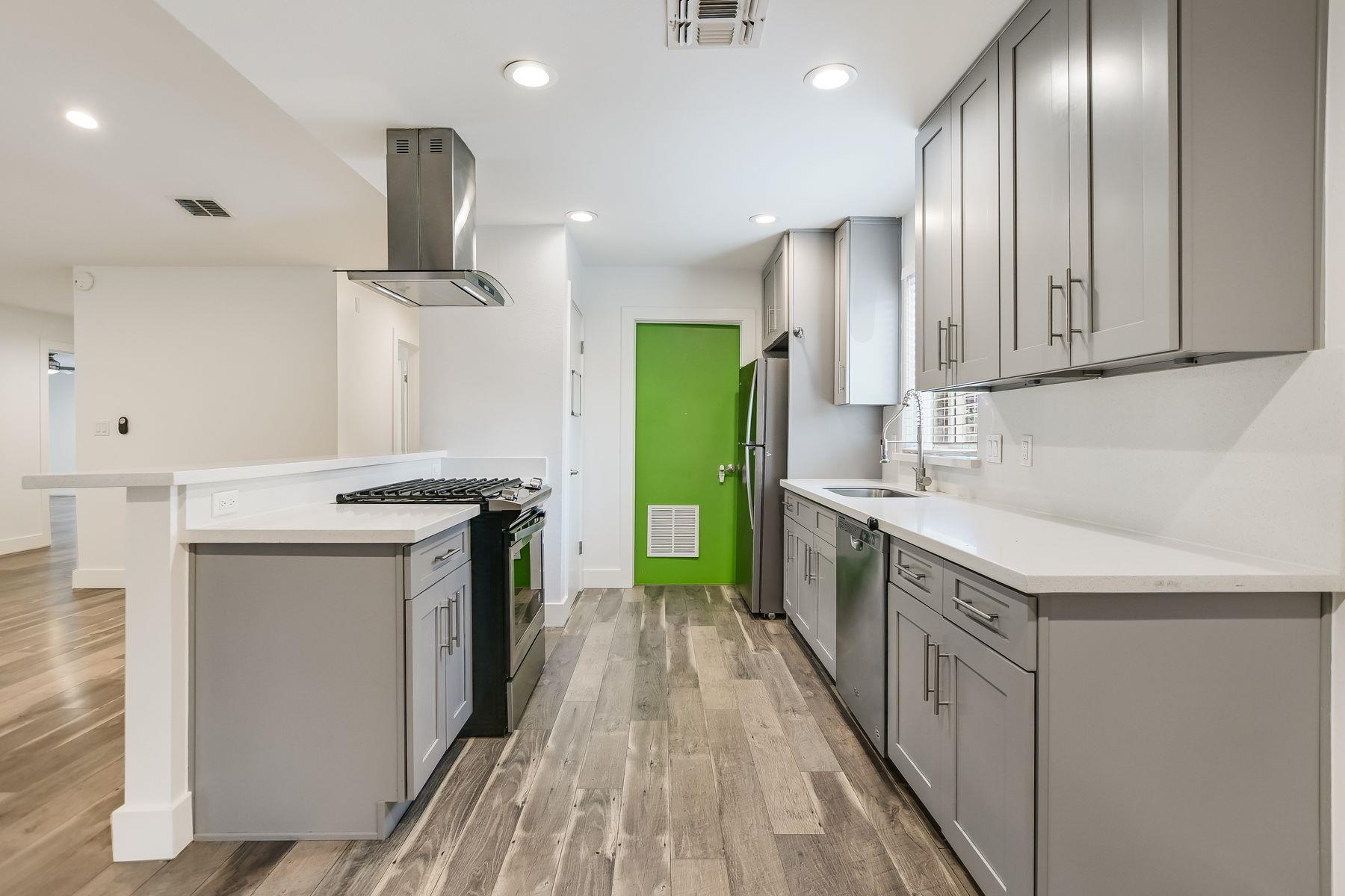 10312 Georgian Dr, Austin, TX 78753