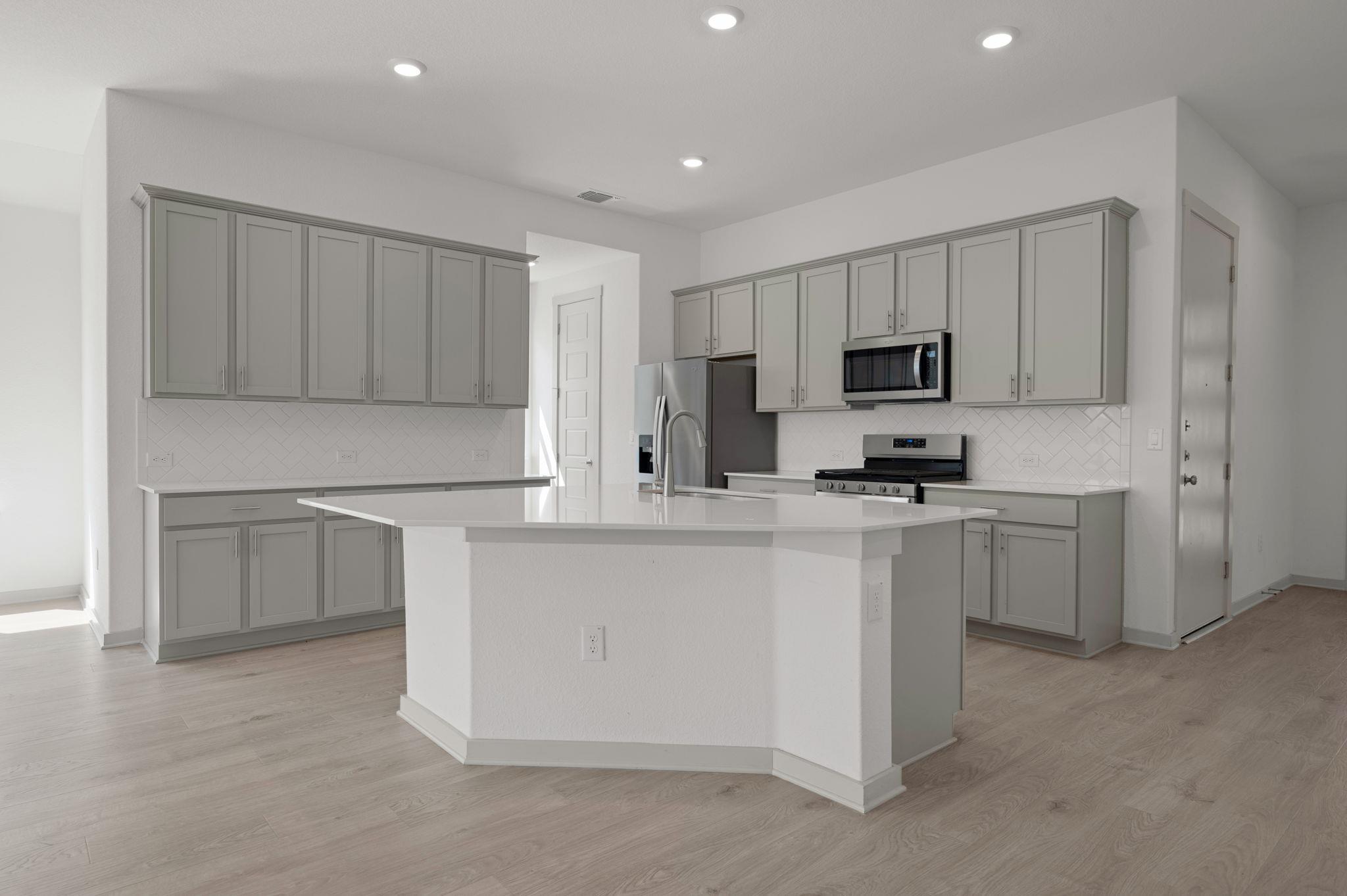 408 Tinto St, Leander, TX 78641