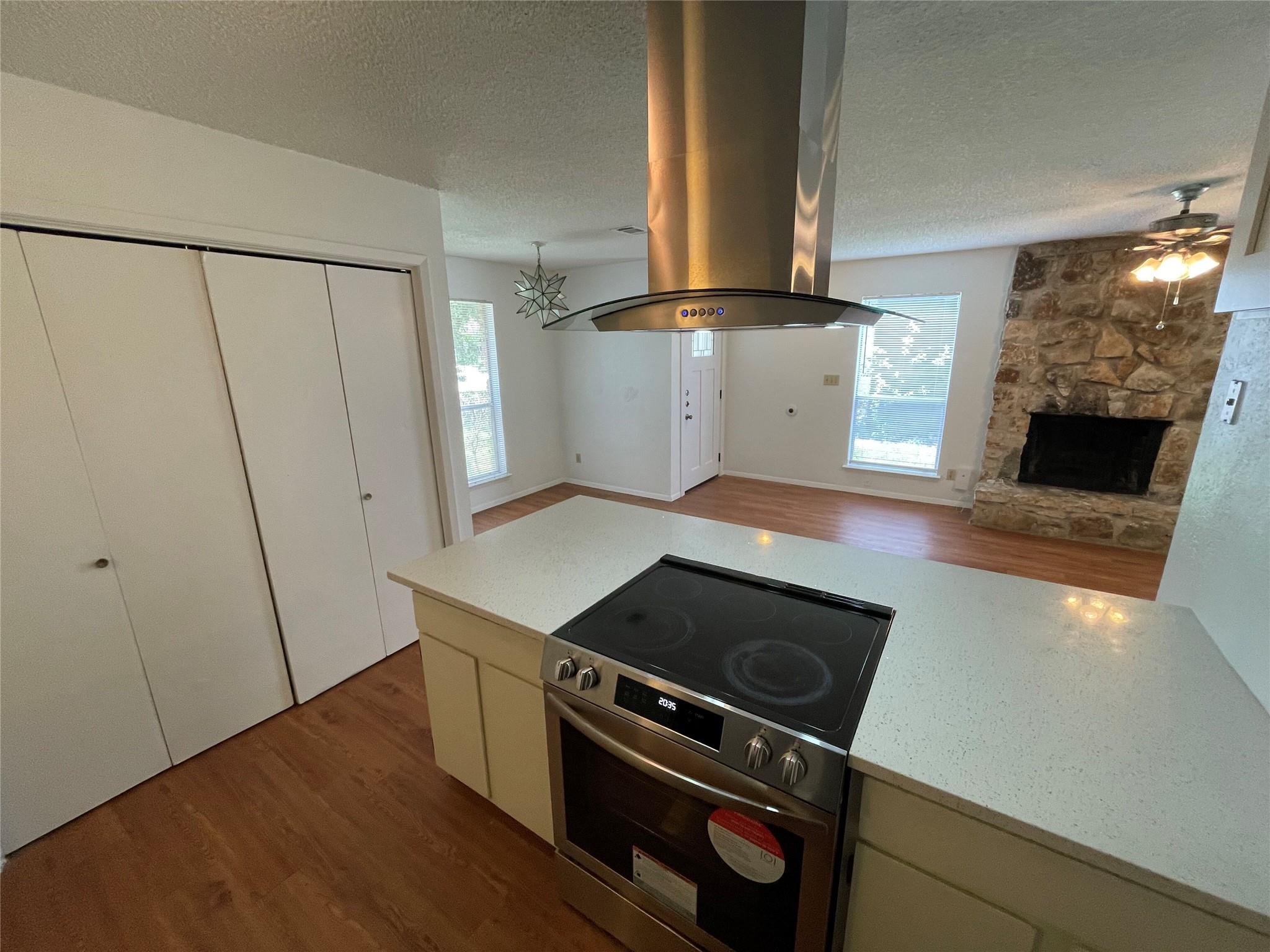 7506 Saint Amant Pl, Austin, TX 78749