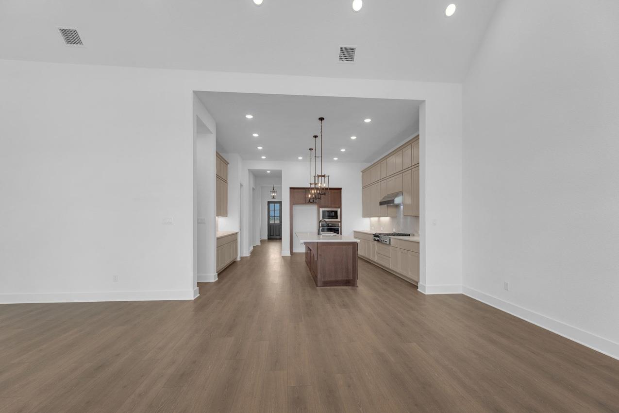 116 Lookout Point Dr, Liberty Hill, TX 78642