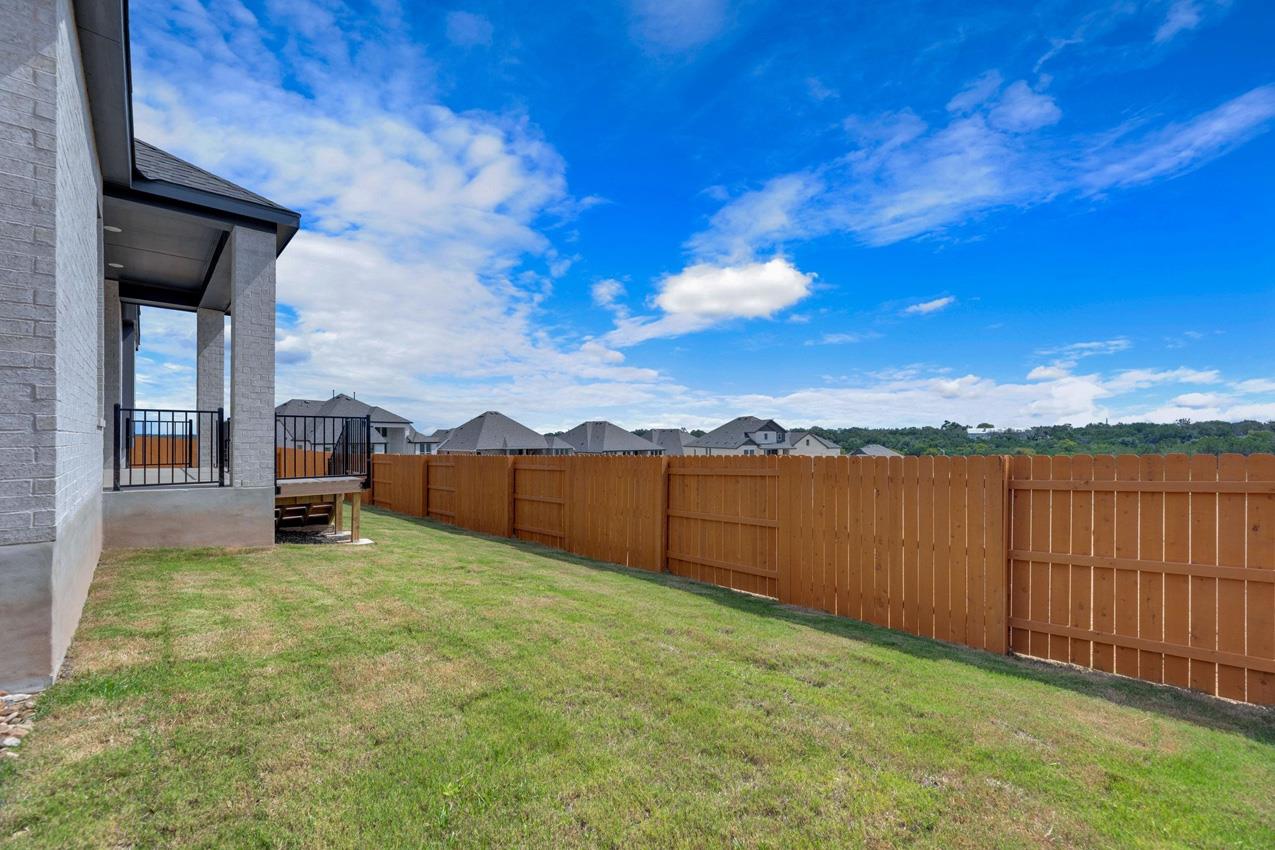 116 Lookout Point Dr, Liberty Hill, TX 78642