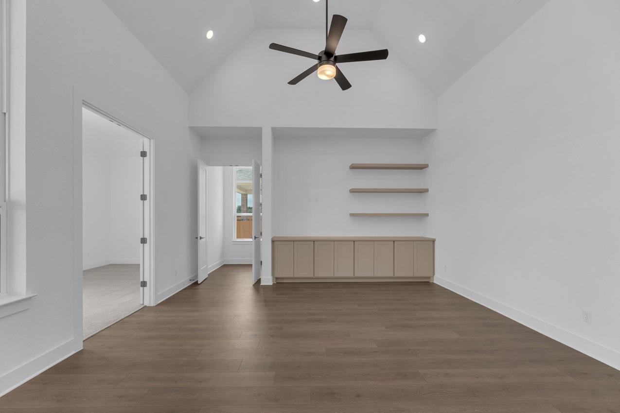 116 Lookout Point Dr, Liberty Hill, TX 78642