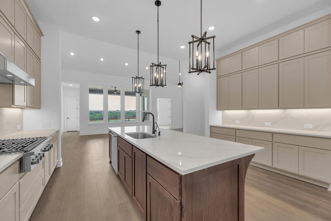 116 Lookout Point Dr, Liberty Hill, TX 78642