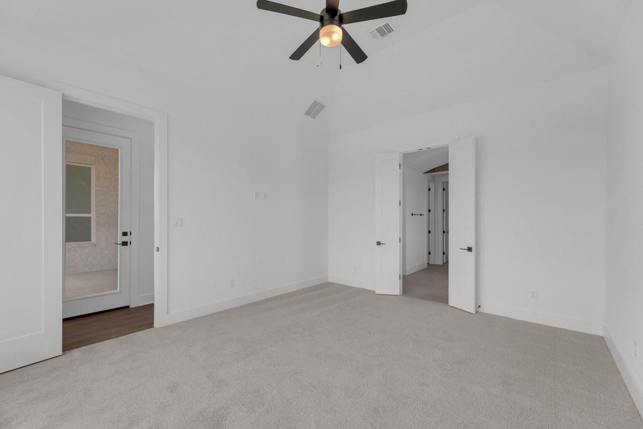 116 Lookout Point Dr, Liberty Hill, TX 78642